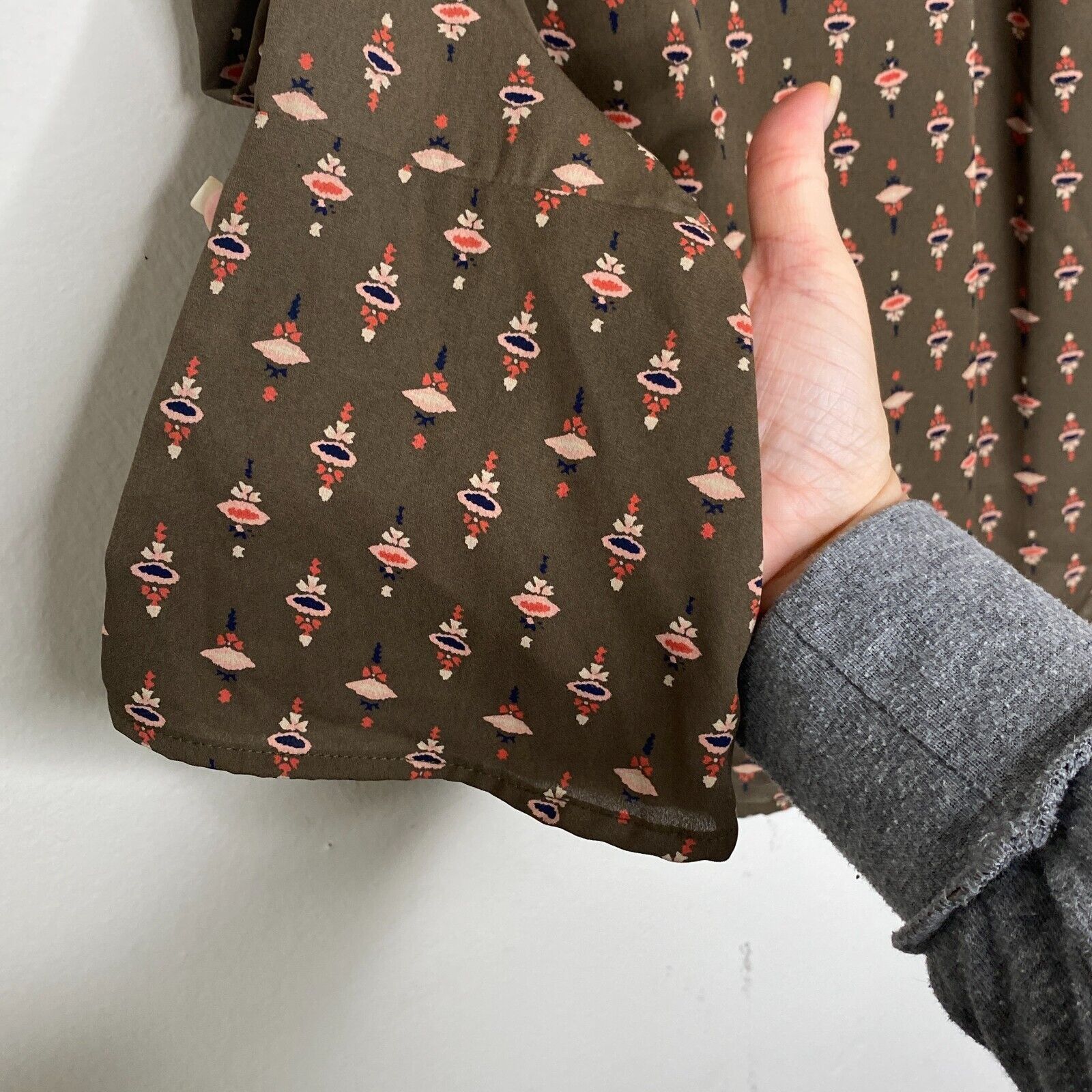 Other Alison Joy Faux-Wrap Brown Floral Long Sleeve Blouse XS Size XS / US 0-2 / IT 36-38 - 9 Thumbnail