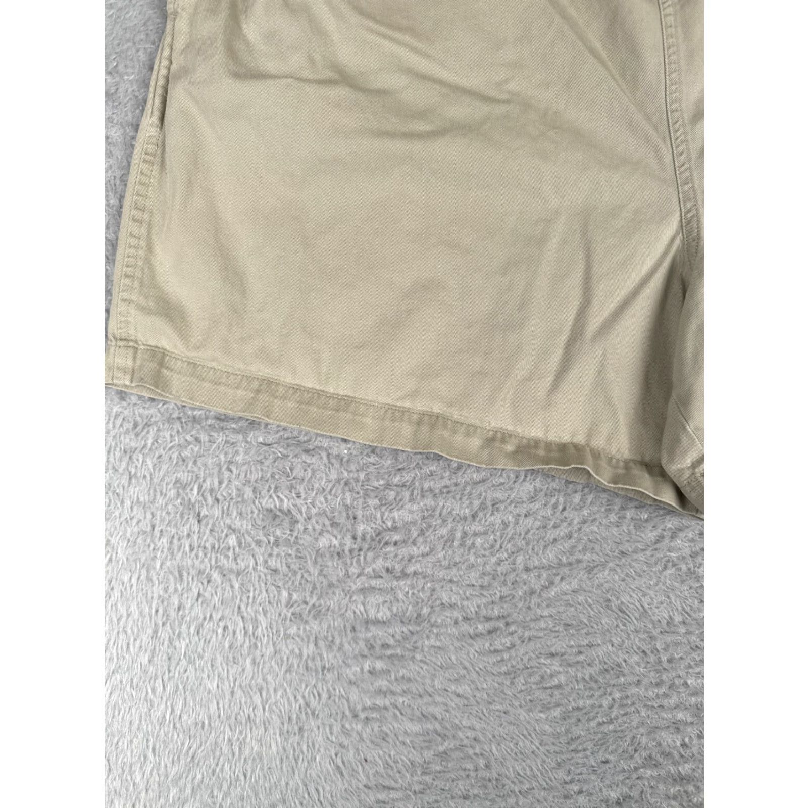 Vintage VINTAGE Columbia Shorts Women Extra Large Beige Belted Elastic Waist Cotton 36x5 Cargo Size 40" / US 18 - 3 Thumbnail