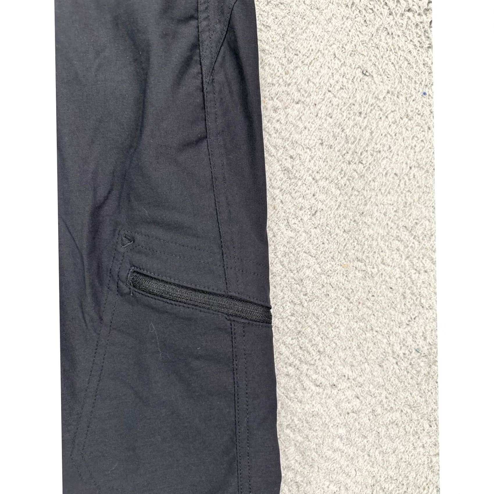 Eddie Bauer Eddie Bauer Womens Pants Capri Cargo Black Nylon Spandex 8 Regular Inseam 21.5in Zipper Pocket Size 30" / US 8 / IT 44 - 7 Thumbnail