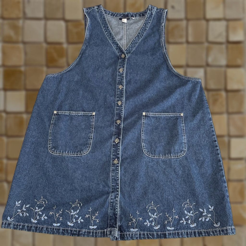 Vintage VINTAGE Eric Charles Women’s Plus Size Tank Dress 3X Blue Sleeveless V-Neck Denim Pockets 90s Size XXL / US 16-18 / IT 52-54 - 1 Thumbnail