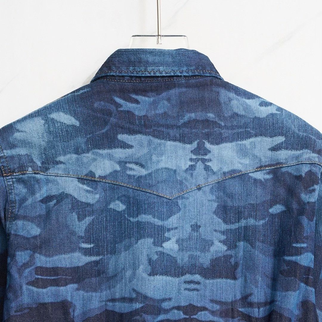 Dsquared2 Dsquared2 Men's Camo Denim Shirt Size US S / EU 44-46 / 1 - 7 Thumbnail