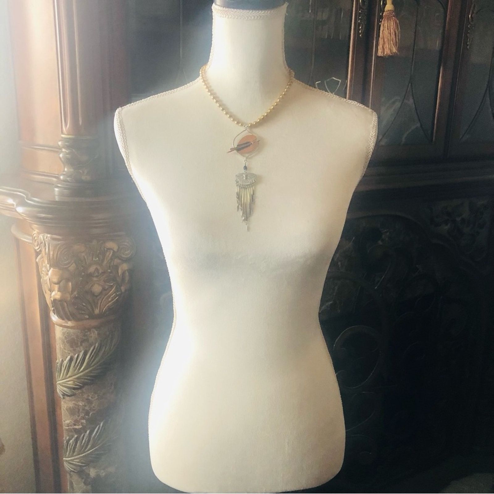 Handmade Handcrafted repurpose Renoir artist pendant Pearl necklac Size ONE SIZE - 6 Thumbnail