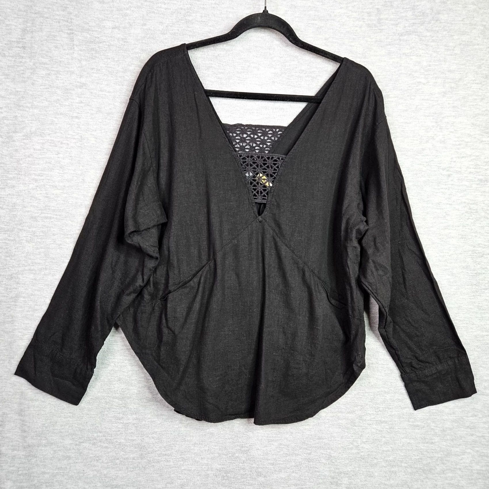Free People Free People Black XS Double V-neck Long Sleeve Lined Rayon Blend Top Shirt Womens XS Black V-Neck Lined All Seasons Casual Solid 90s? Size XS / US 0-2 / IT 36-38 - 2 Thumbnail