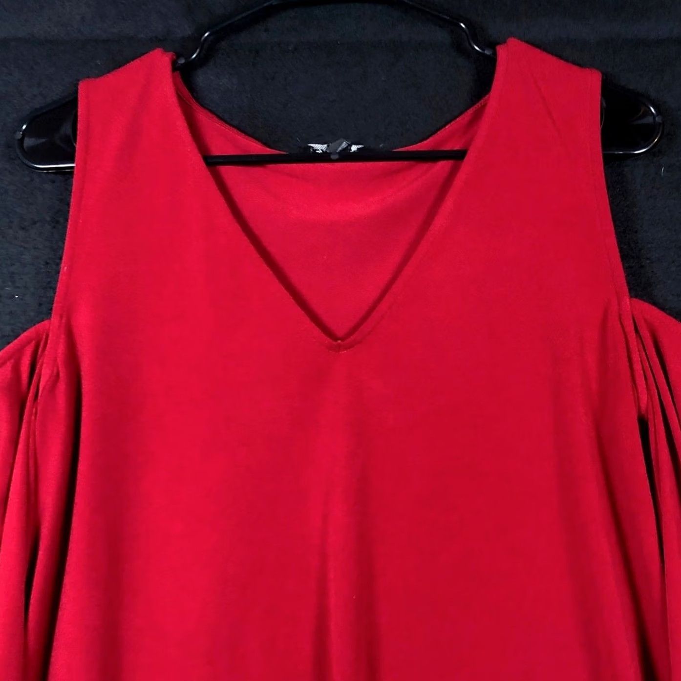 Express Express Blouse Red V-Neck Long Sleeve Cold Shoulder Medium Women Size M / US 6-8 / IT 42-44 - 2 Thumbnail