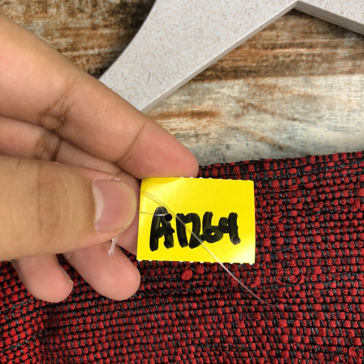 Japanese Brand Japan art vintage Red Knitwear #A1264 Size US L / EU 52-54 / 3 - 9 Thumbnail