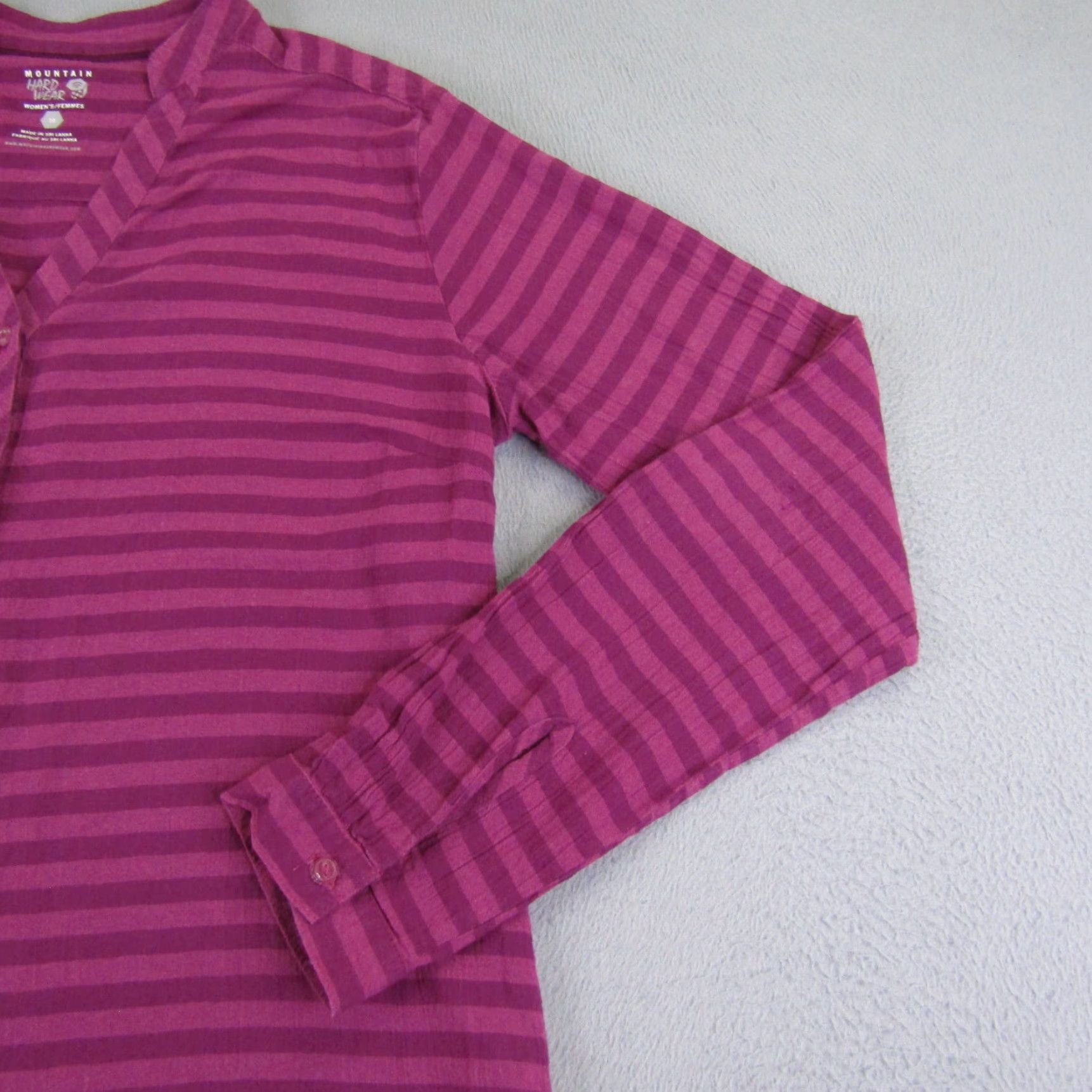 Mountain Hardwear Mountain Hardwear Shirt Womens 10 Pink Stripes Button Up V Neck Casual Outdoor Size L / US 10 / IT 46 - 2 Thumbnail