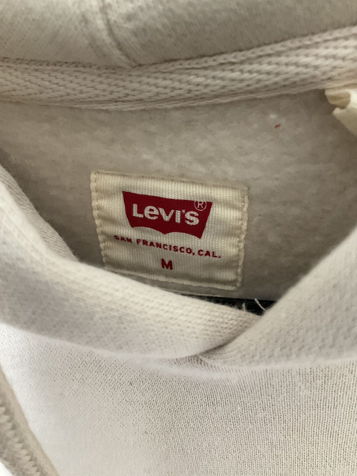 Levi's × Vintage Levi’s Cream logo hoodie New Size US M / EU 48-50 / 2 - 3 Thumbnail