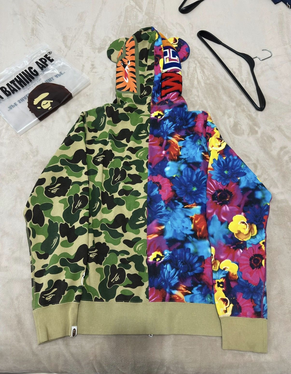 Bape #bape ABC x Ninagawa Mika Color Block Camo Shark Hoodie K5 Size US XL / EU 56 / 4 - 2 Thumbnail