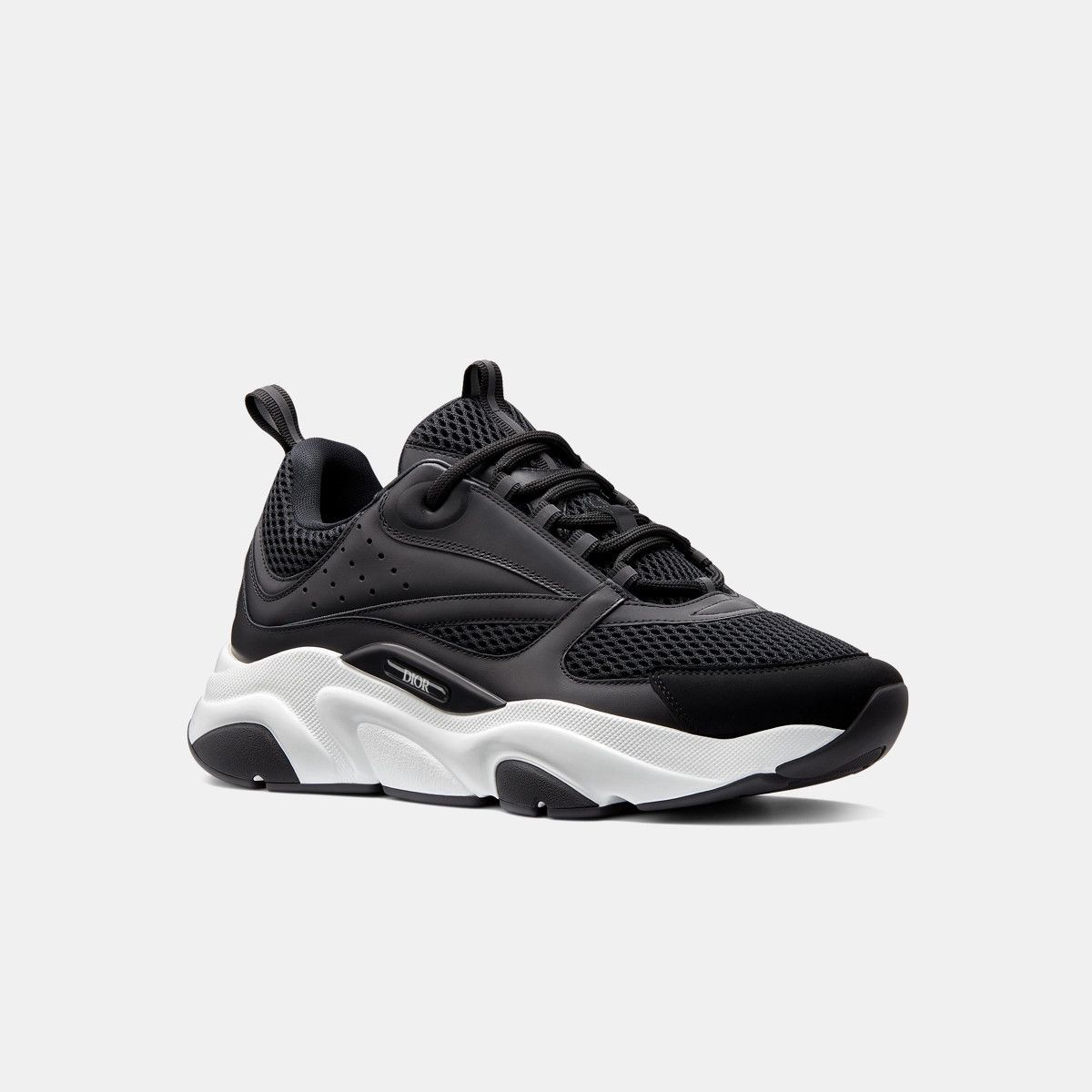 o1bcso1str0126 B22 Sneaker in Black