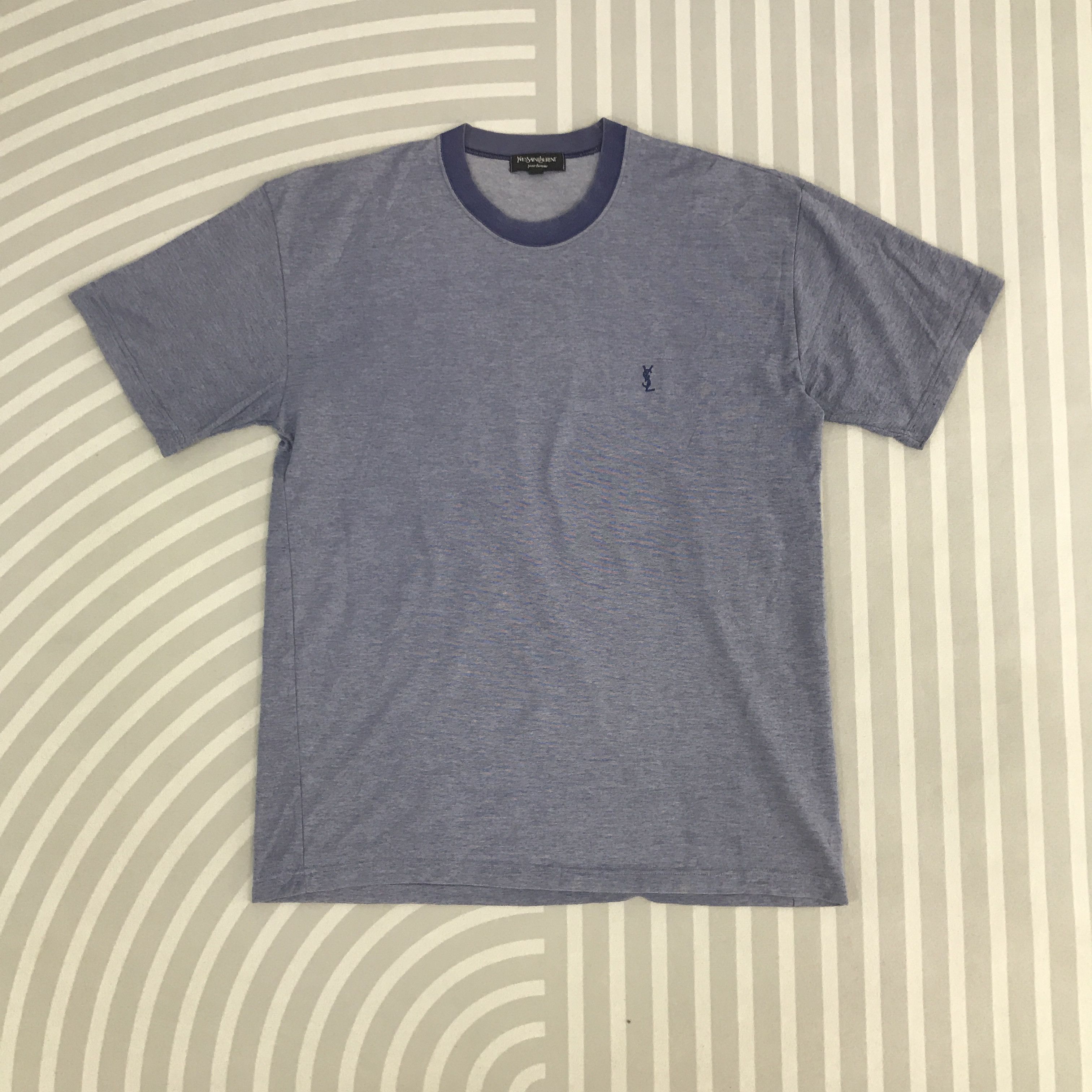 Vintage × Yves Saint Laurent Vintage Yves Saint Laurent Small logo Short Sleeve T-shirt Size US L / EU 52-54 / 3 - 1 Thumbnail