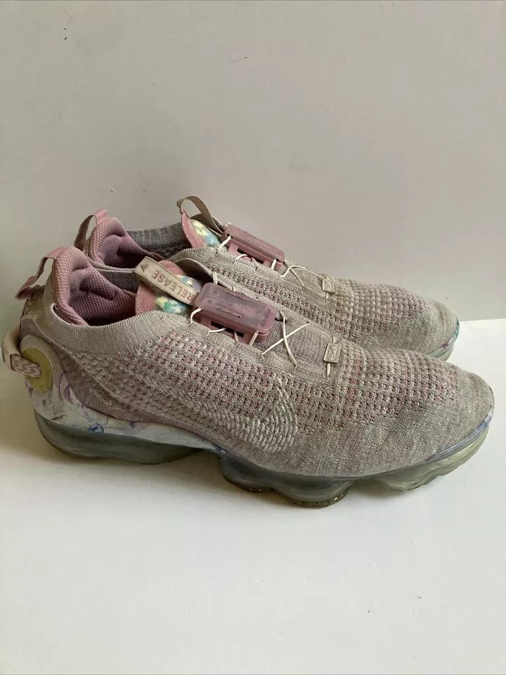 Designer × Nike × Vintage NIke Air Vapormax 2020 Fiyknit Light Arctic Pink Shoes Size US 12 / EU 45 - 2 Thumbnail