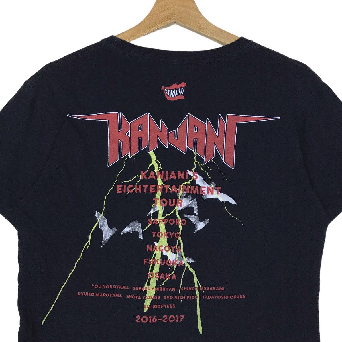 Japanese Brand Japanese Band Kanjani Eight Tour Tee Shirt Size US S / EU 44-46 / 1 - 7 Thumbnail