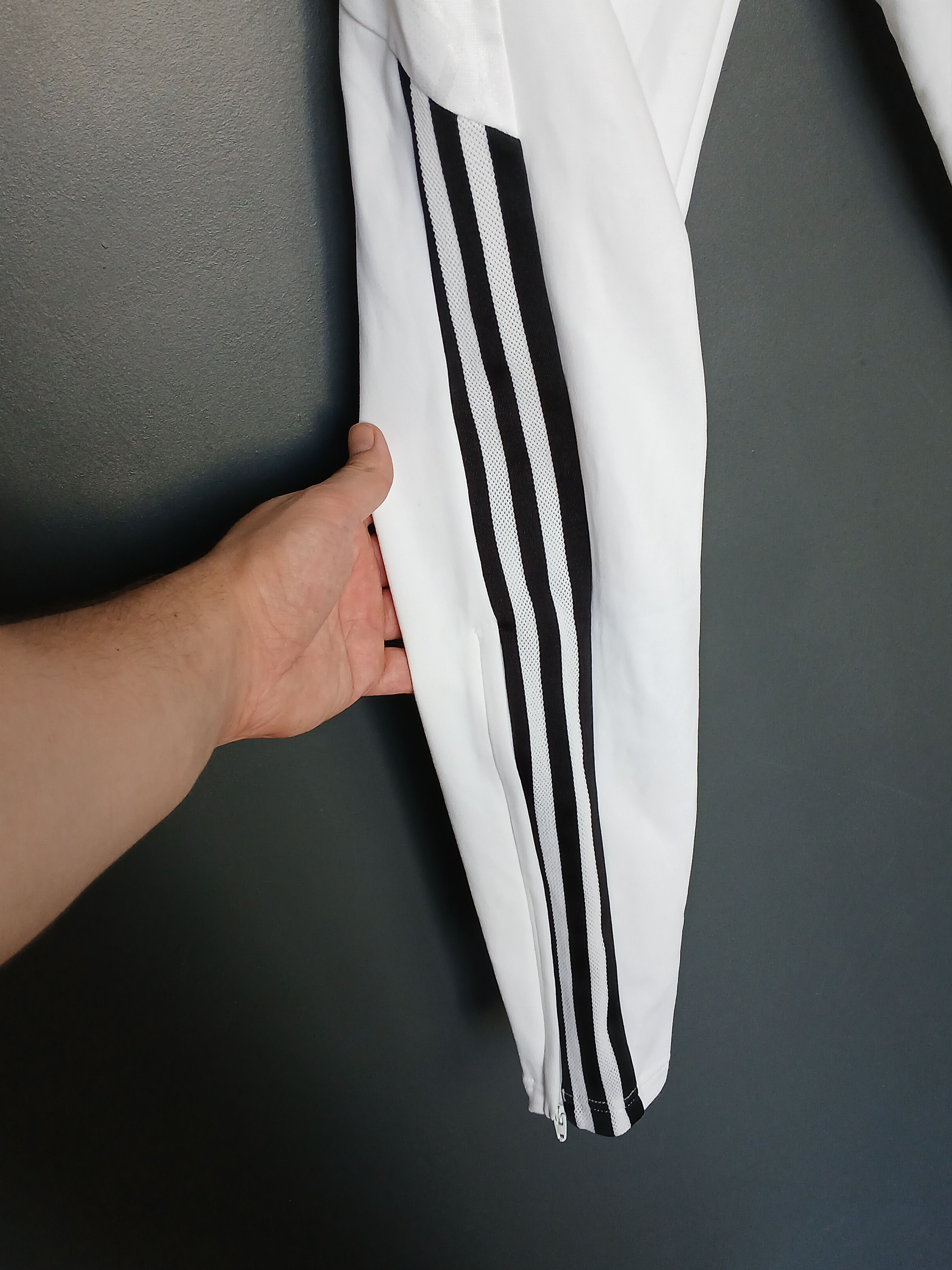 Adidas New Real Madrid Football Training Pants Size US 27 - 7 Thumbnail