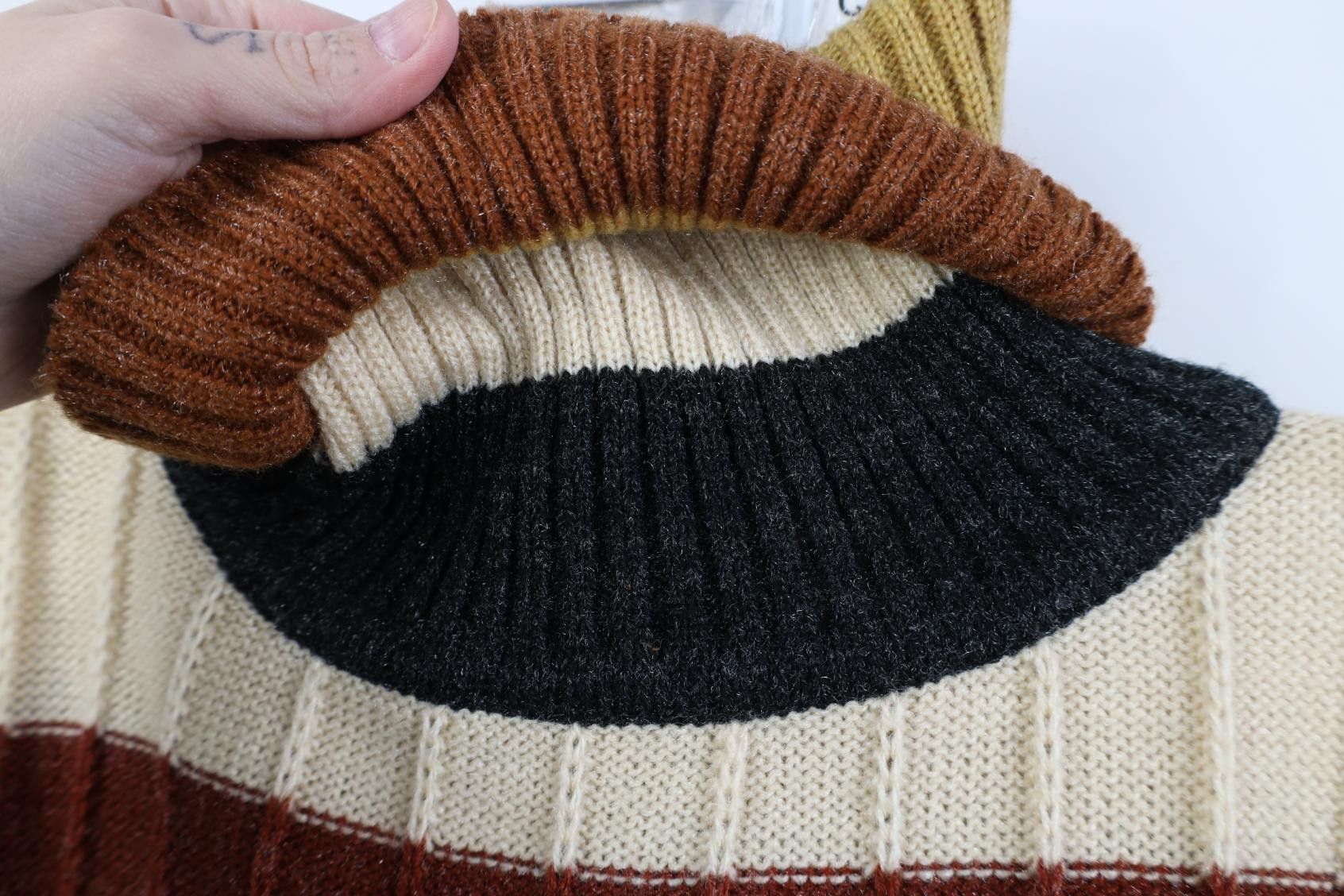 Vintage Vintage 70s Streetwear Earth Tone Chunky Turtleneck Sweater Size L / US 10 / IT 46 - 6 Thumbnail