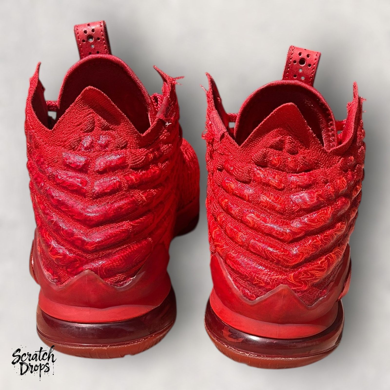 Nike Nike LeBron XVII Red Carpet University Red 10.5 Basketball Size US 10.5 / EU 43-44 - 9 Thumbnail