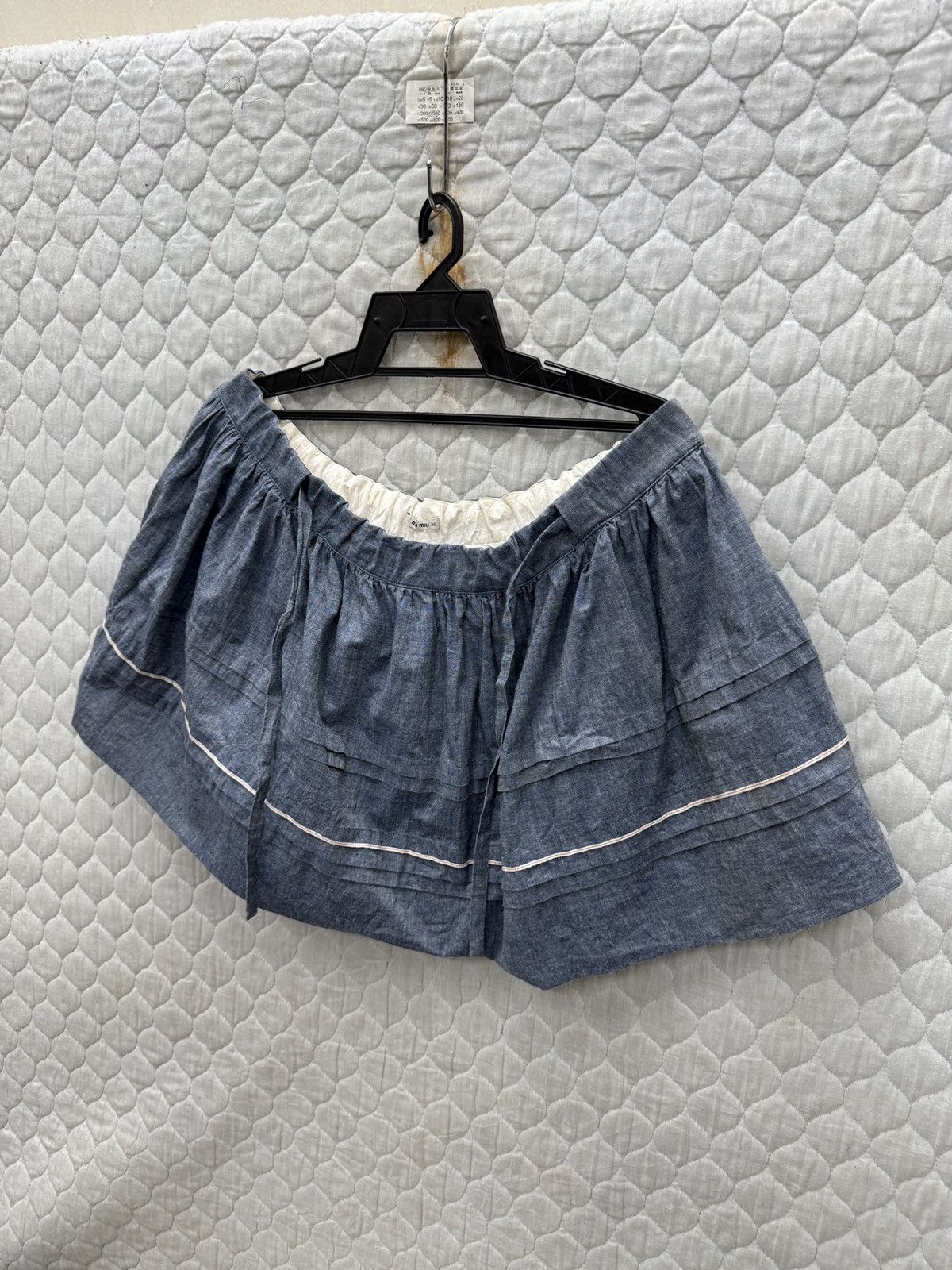 Miu Miu 🔥🔥🔥ARCHIVE MIU MIU SKIRTS Size 31" - 2 Thumbnail