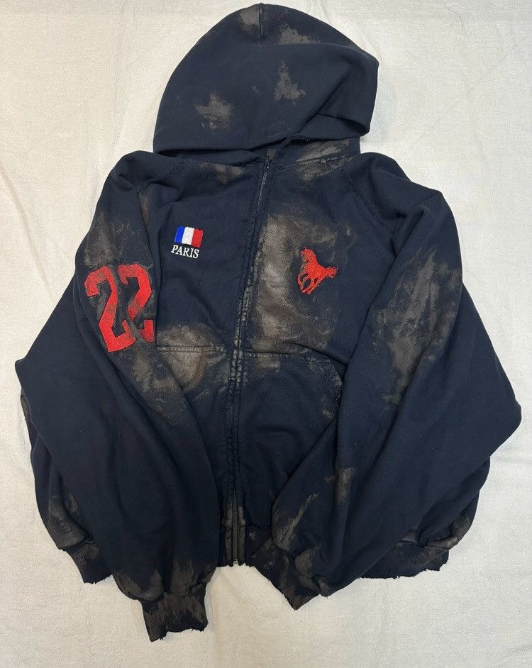 Balenciaga Balenciaga FW22 Mud Dyed War Horse Show Flag Navy Embroidere Size US L / EU 52-54 / 3 - 1 Thumbnail
