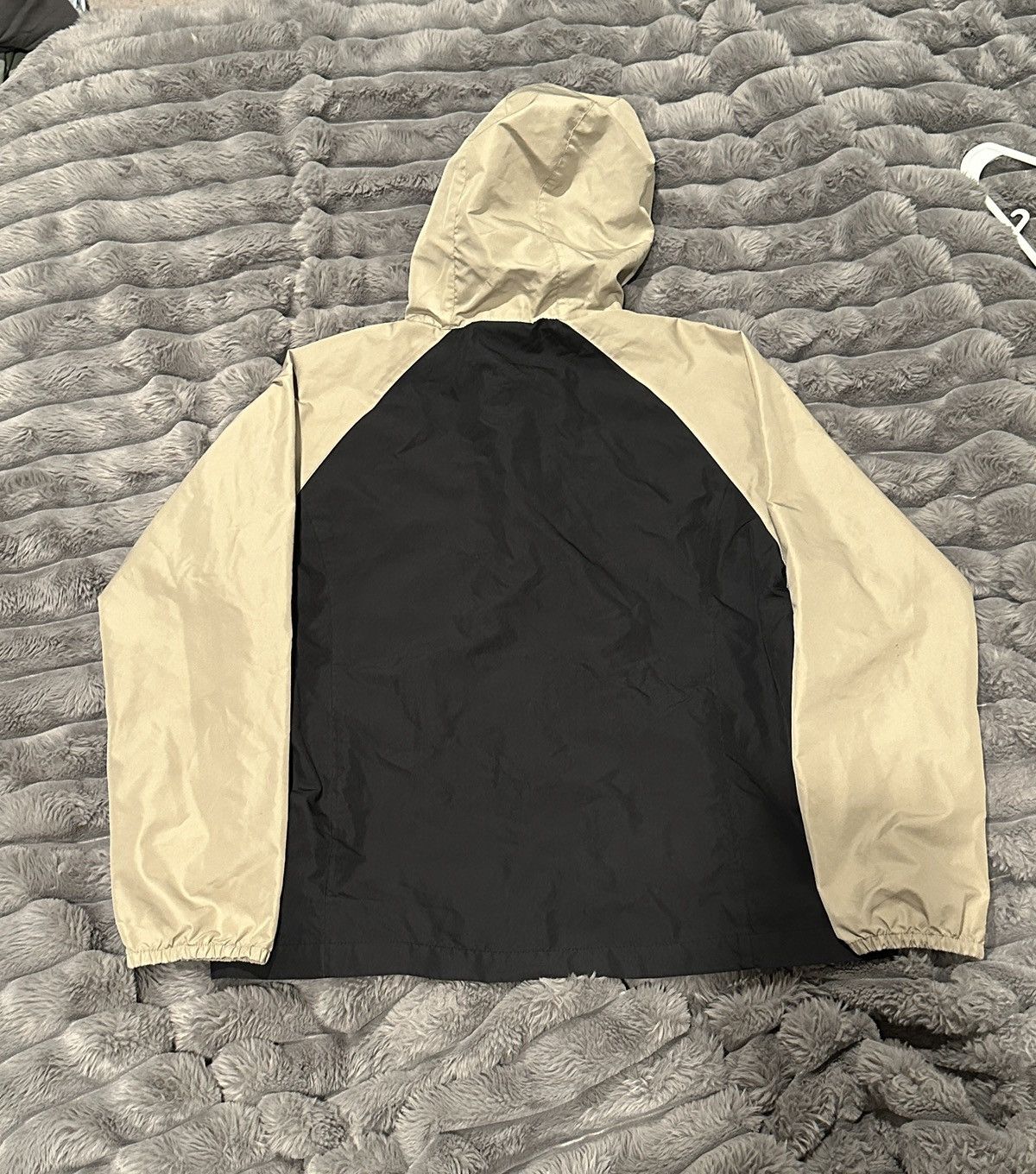 Nike Vintage Nike Two-Tone Windbreaker Size US S / EU 44-46 / 1 - 2 Thumbnail