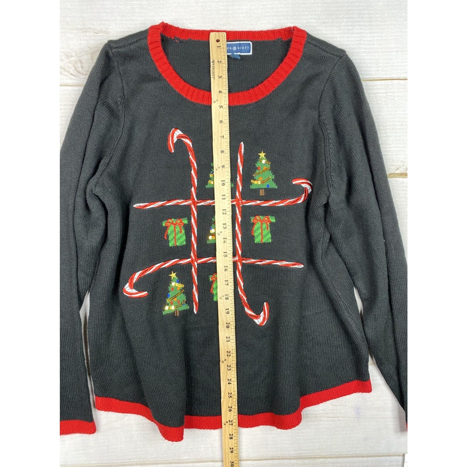 Vintage Karen Scott Christmas Sweater Womens 0X Black Trees Candy Cane Embroidered Knit Pullover Geometric Bow Sequin Classic Holiday Season Mens? Size XL / US 12-14 / IT 48-50 - 5 Thumbnail