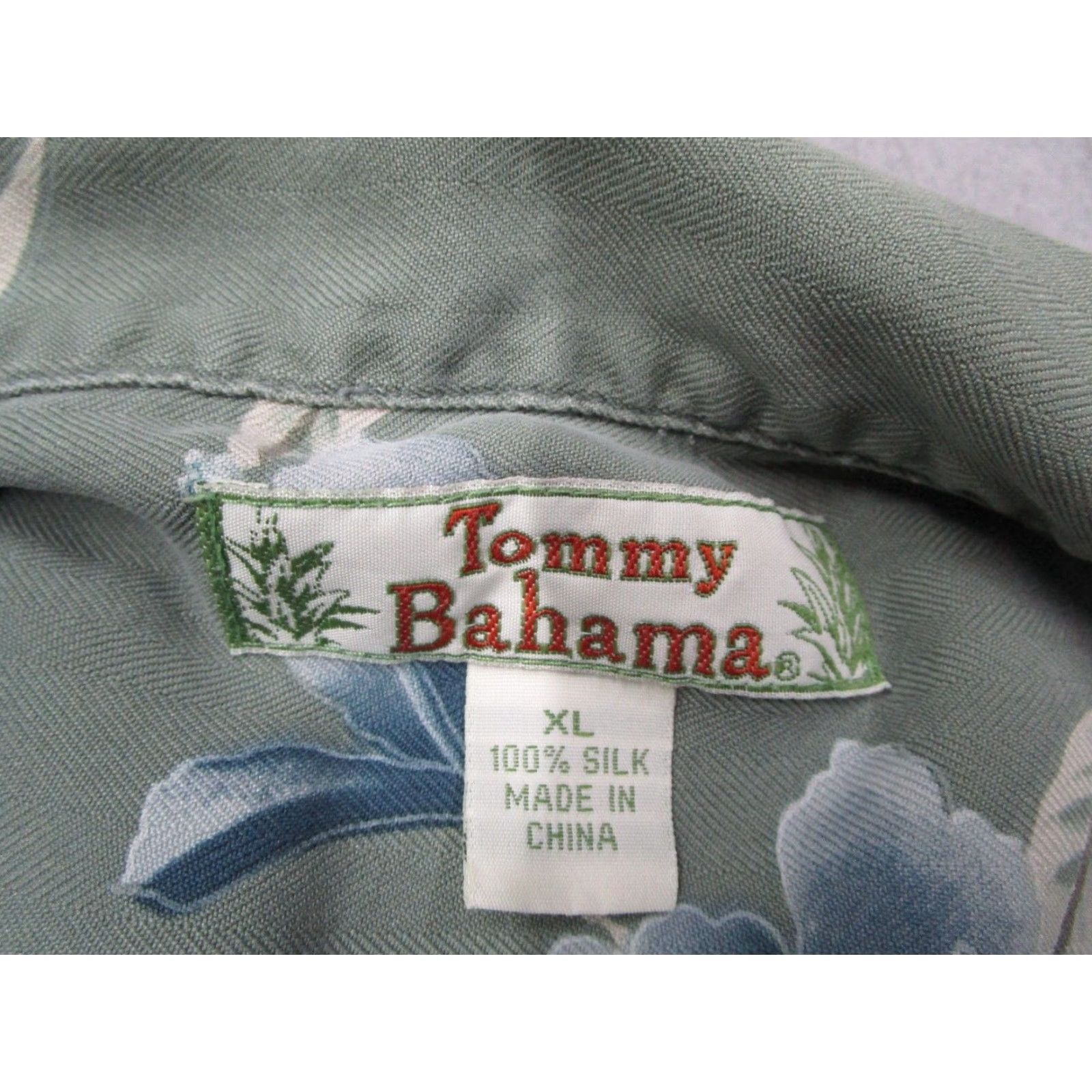 Tommy Bahama VINTAGE Tommy Bahama Shirt Mens Extra Large Green Silk Button Up Hawaiian Size US XL / EU 56 / 4 - 3 Thumbnail