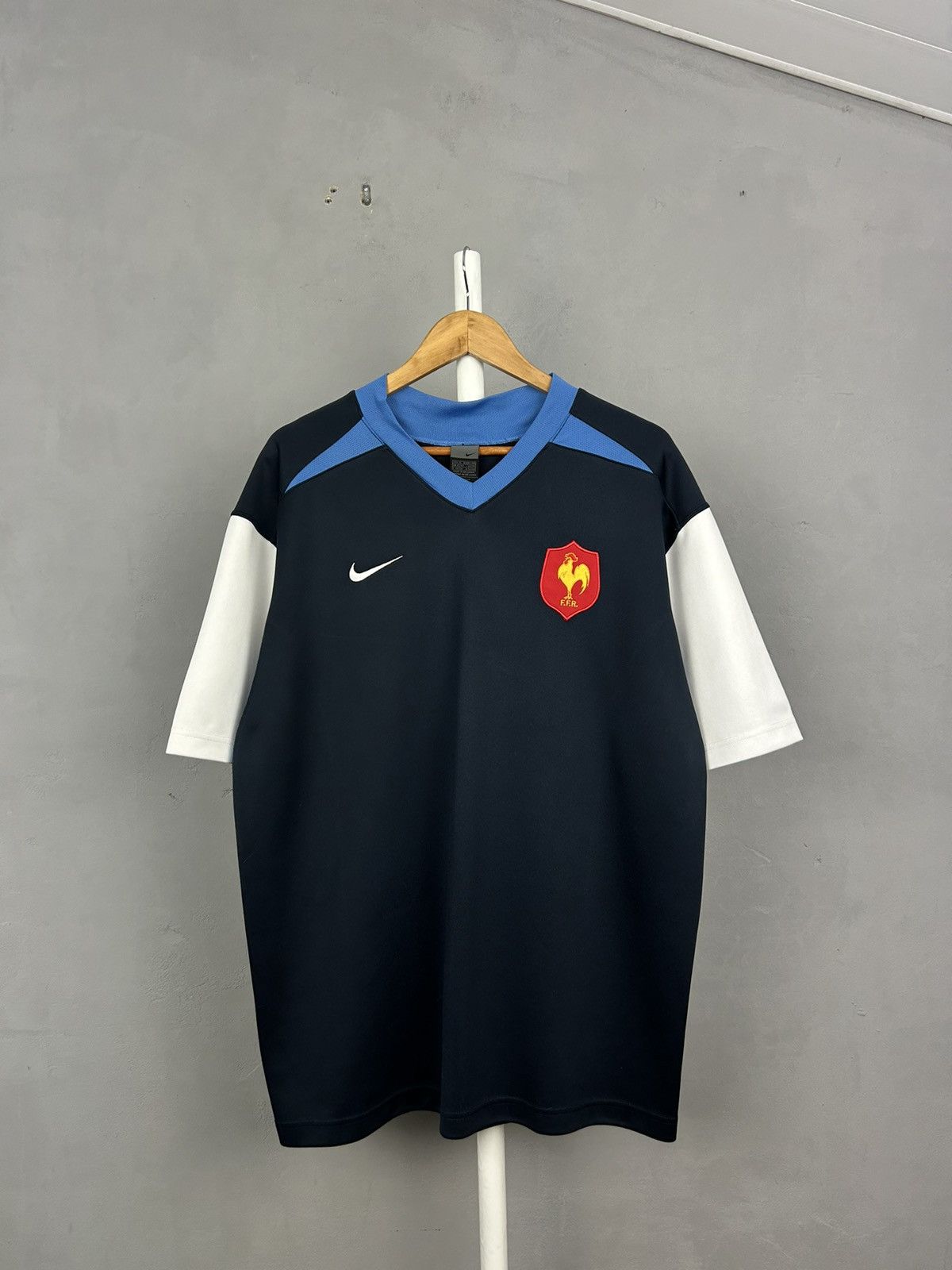 Nike Vintage France Nike Rugby Shirt 2005/06 Size US XL / EU 56 / 4 - 1 Thumbnail