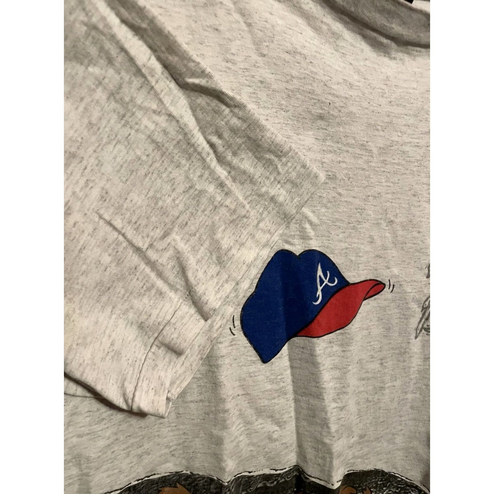 Vintage VINTAGE Atlanta Braves MLB Taz Looney Tunes T-Shirt AOP Size XL Tee (C330) Size US XL / EU 56 / 4 - 7 Thumbnail