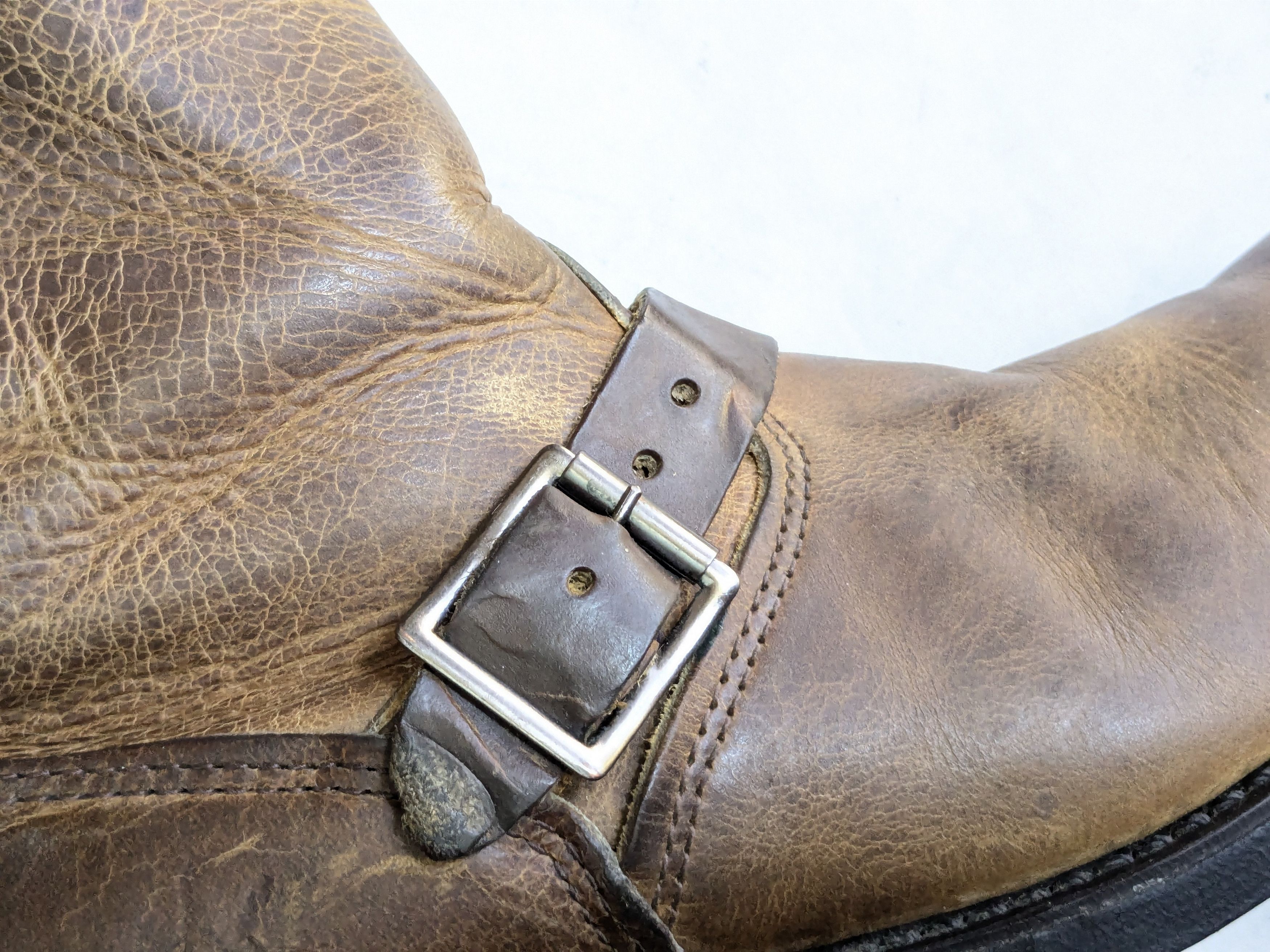Frye Frye Engineer Boots Brown 9 M Leather Strap Buckle Size US 9 / EU 42 - 12 Thumbnail