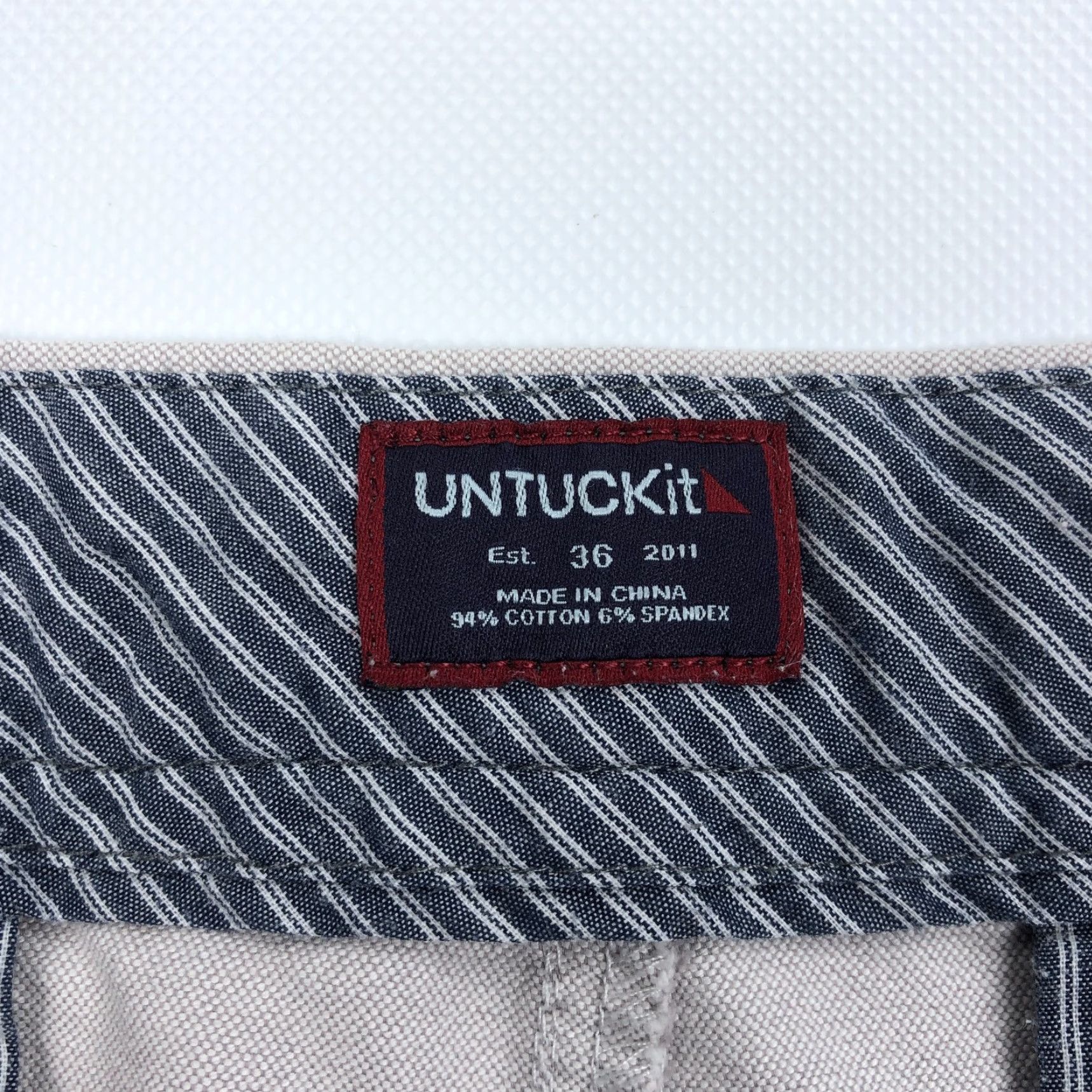 UNTUCKit UNTUCKIT Men 36 Beige Cotton Blend Flat Front Chino Shorts 9 Inseam Size US 36 / EU 52 - 6 Thumbnail
