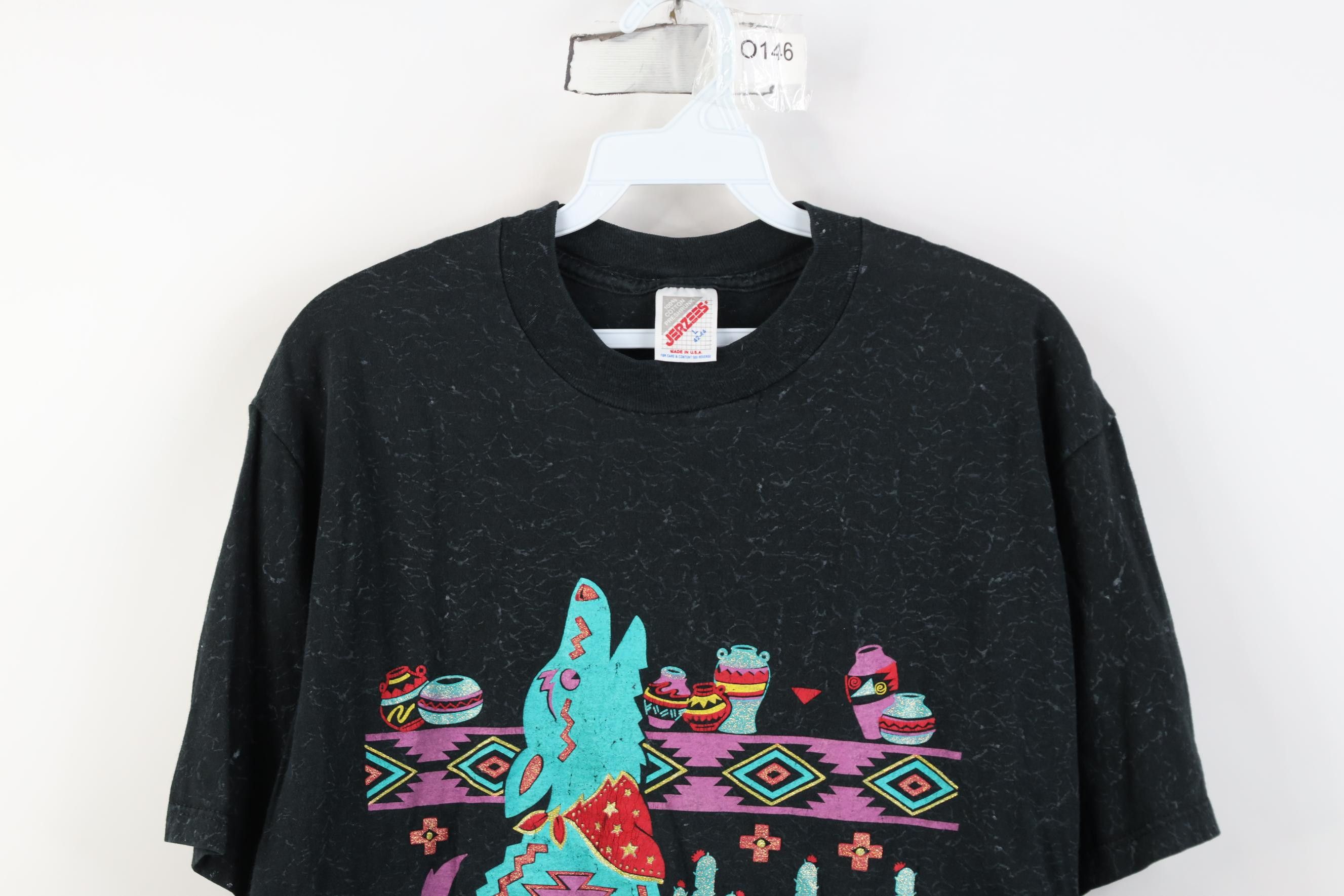 Vintage Vintage 90s Streetwear Southwestern Wolf Las Vegas T-Shirt Size L / US 10 / IT 46 - 2 Thumbnail