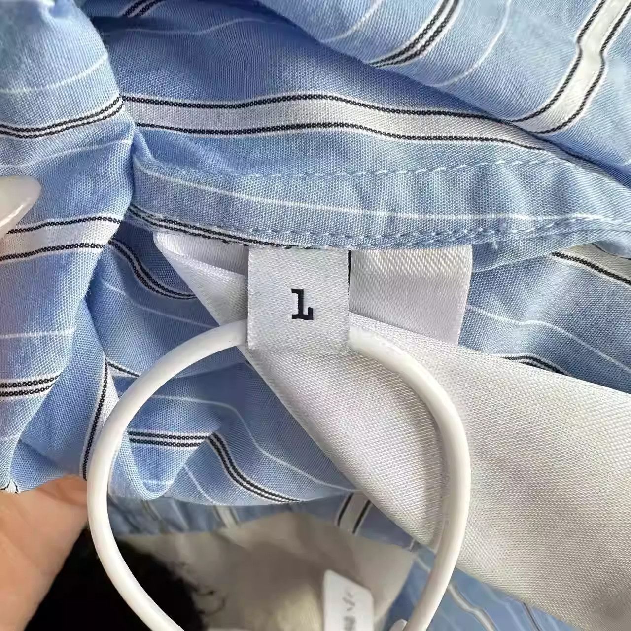Balenciaga Balenciaga FW22 Color Matching Fake Two Striped Lapel Shirt Size US L / EU 52-54 / 3 - 5 Thumbnail