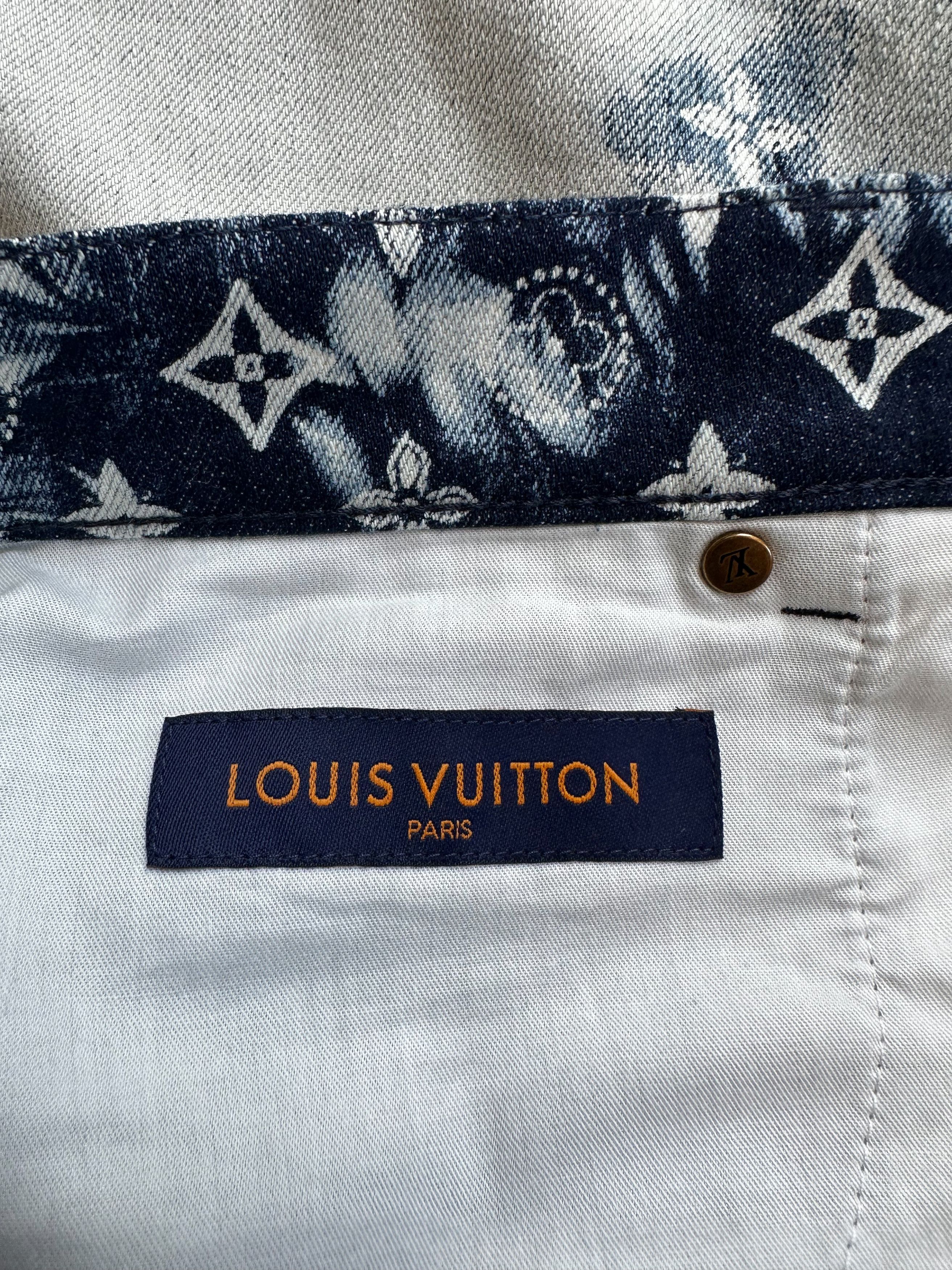 Louis Vuitton Louis Vuitton Blue Bleached Bandana Monogram Denim Shorts Size US 36 / EU 52 - 4 Thumbnail