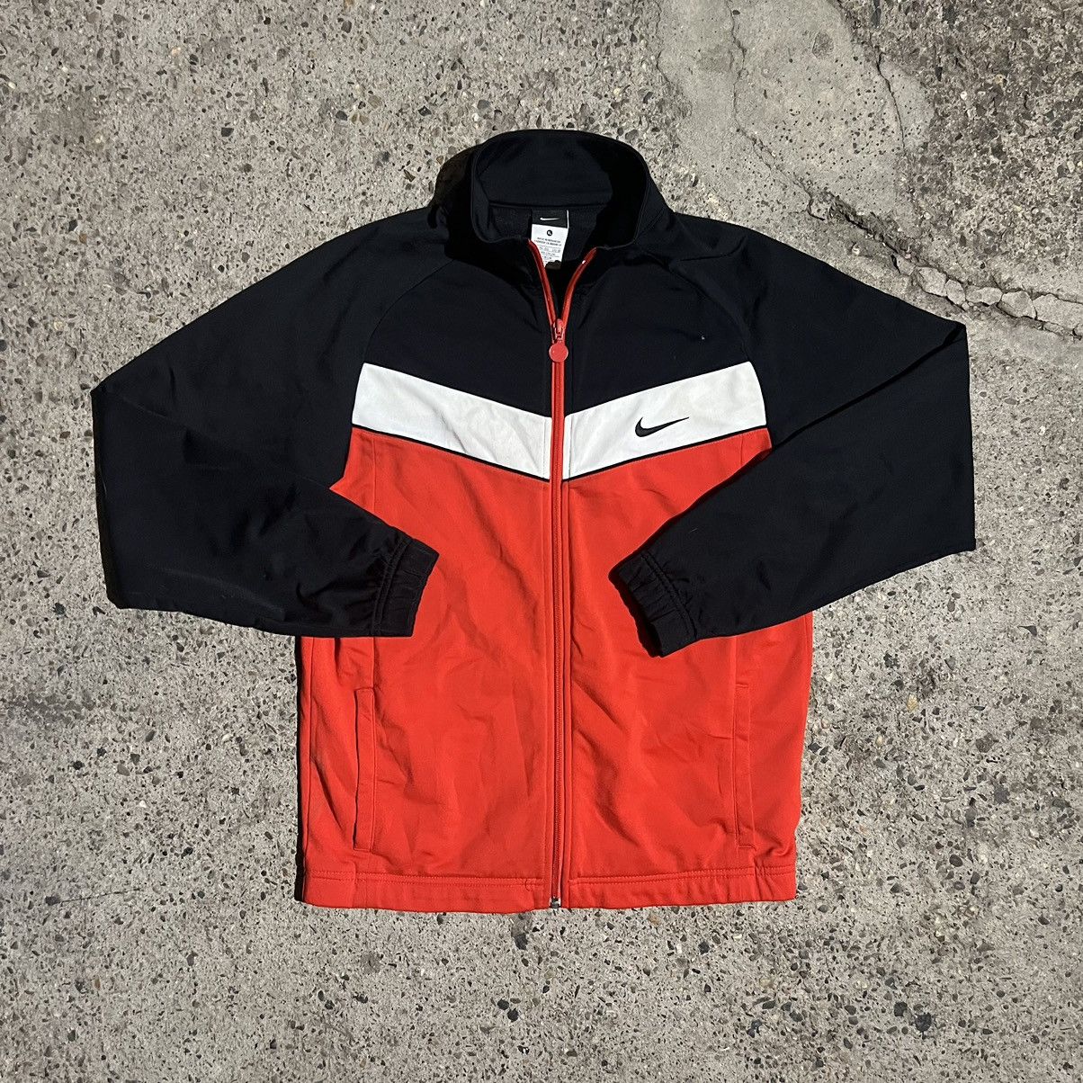 Nike × Vintage Vintage Y2K Nike Nylon Windbreaker Track Light Zip Jacket Size US S / EU 44-46 / 1 - 1 Thumbnail