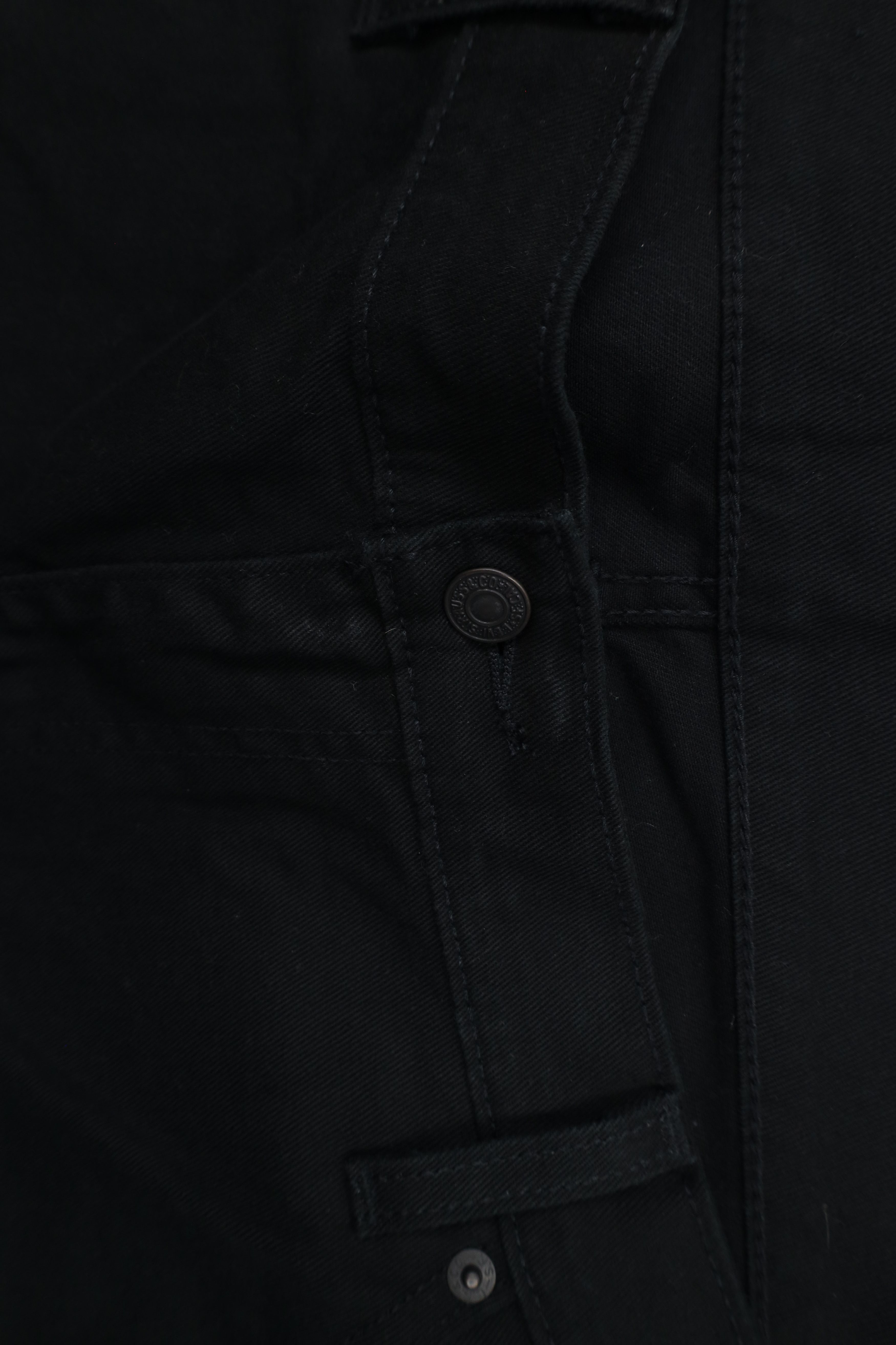 Levi's × Vintage Vintage Y2K Levis 541 Stretch Athletic Fit Denim Jeans Black Size US 44 / EU 60 - 7 Thumbnail