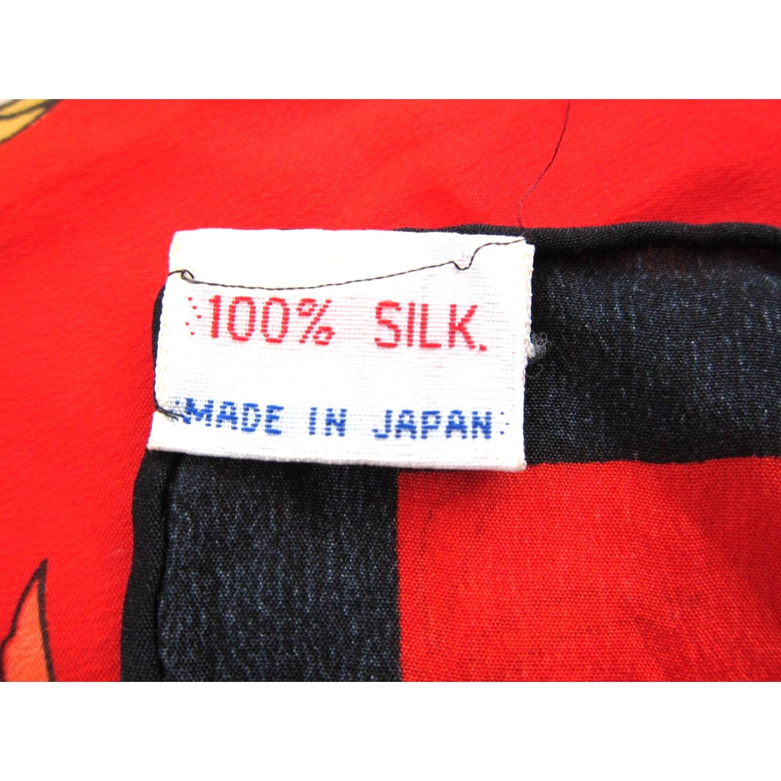 Pinko VINTAGE Made In Japan Red Silk Square Scarf Floral 100% Silk Unbranded Unisex Square Scarf 29.5" X 31" Womens Size ONE SIZE - 3 Thumbnail