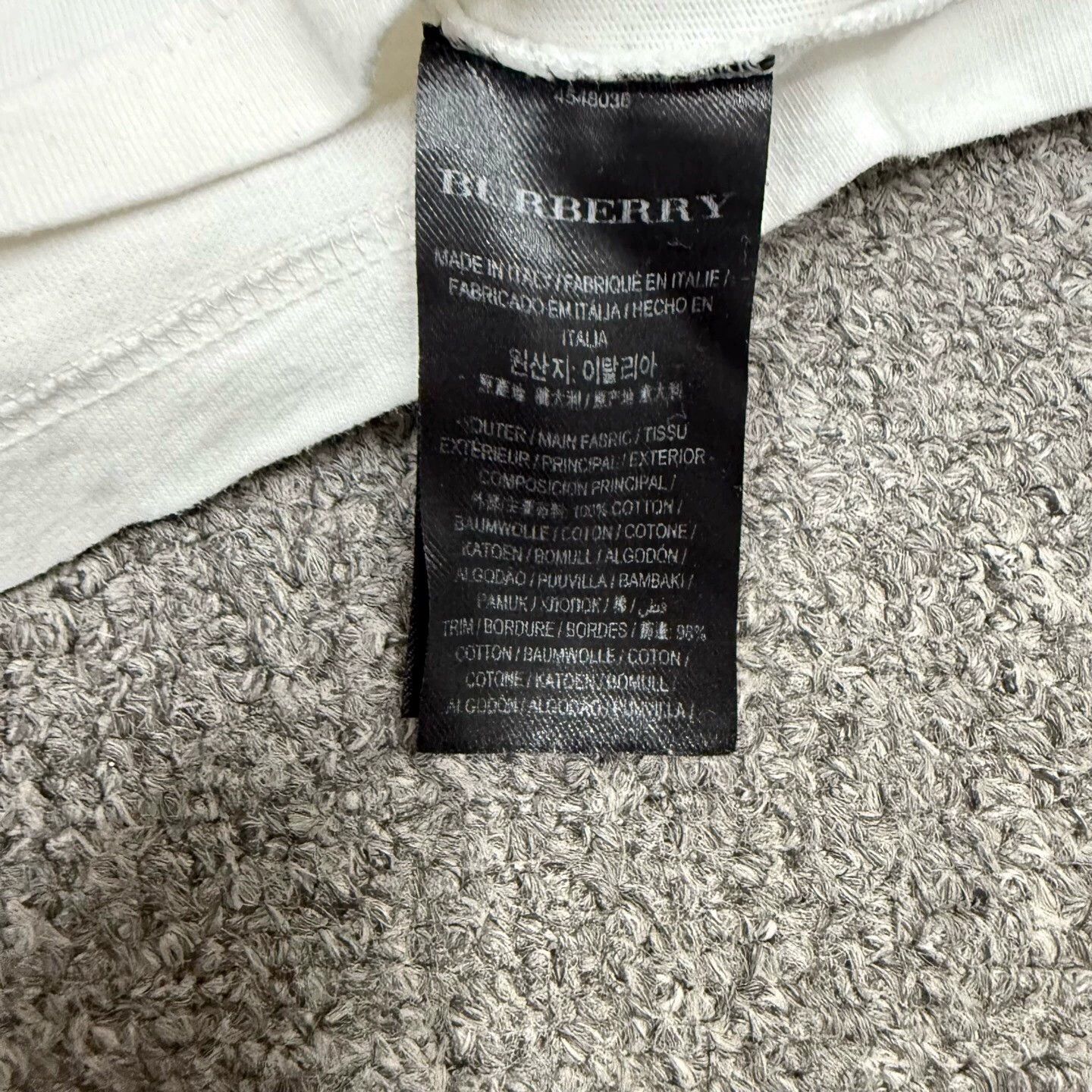 Burberry Burberry white rainbow emb s/s logo XXS 95 new Size XXS / US 00 / IT 34 - 4 Thumbnail