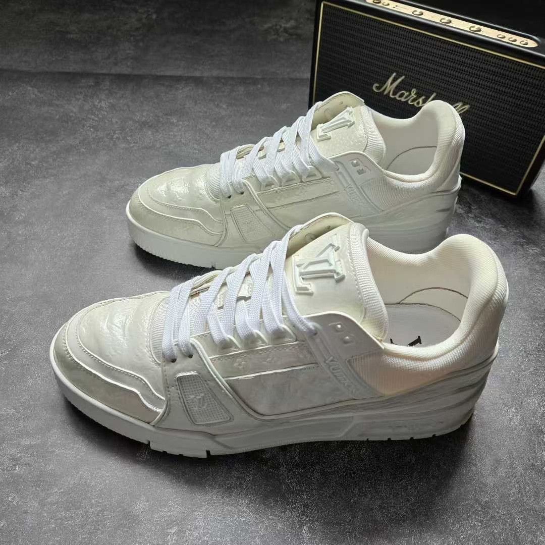 Louis Vuitton Louis Vuitton Training White Lowtop Sneakers 41 Men Size US 8.5 / EU 41-42 - 1 Thumbnail