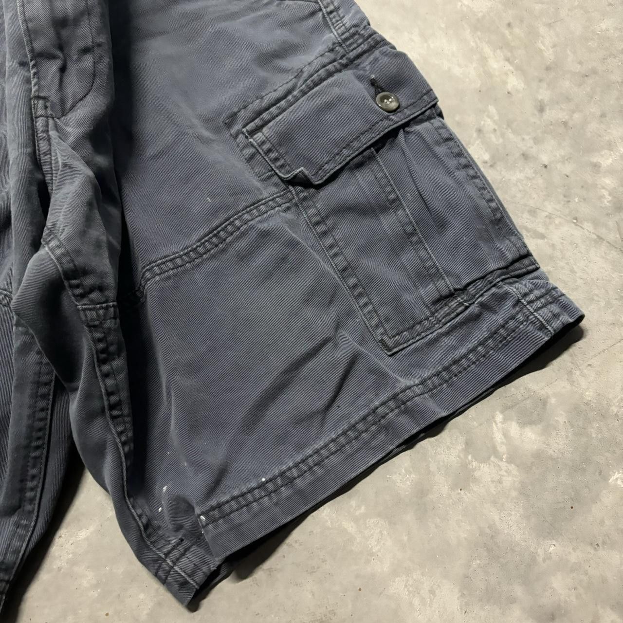 Levi's × Vintage Crazy Vintage Y2K/2000s Baggy Sunfaded Navy Blue Levis Skater Cargo Shorts! Size US 34 / EU 50 - 4 Thumbnail