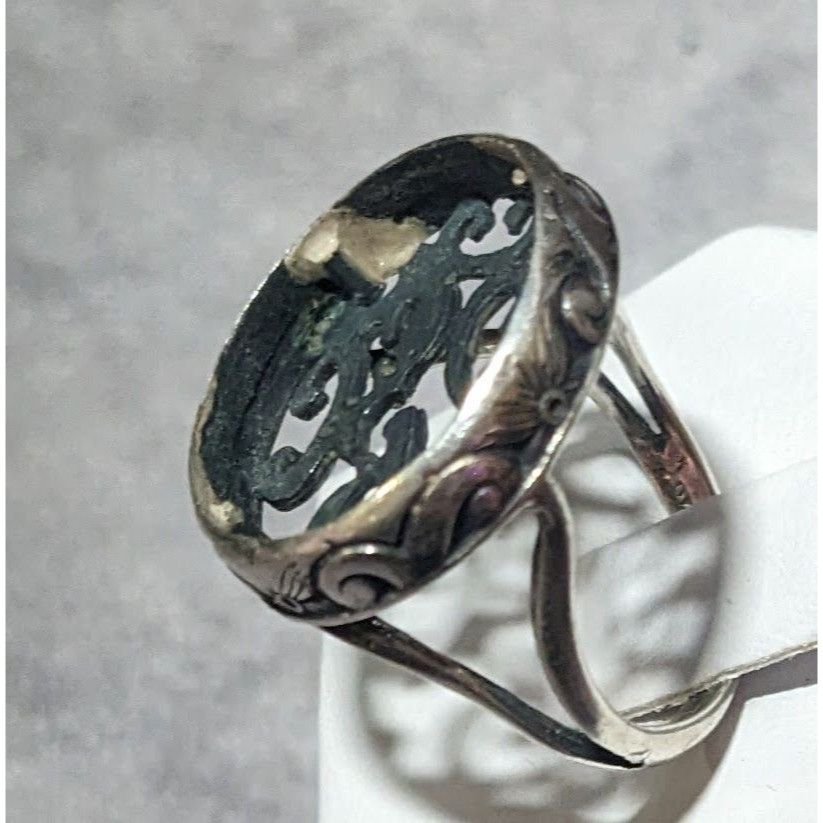 Other Vintage Sterling Silver Floral Scroll Concave Ring Size 7 1/ Size ONE SIZE - 3 Thumbnail