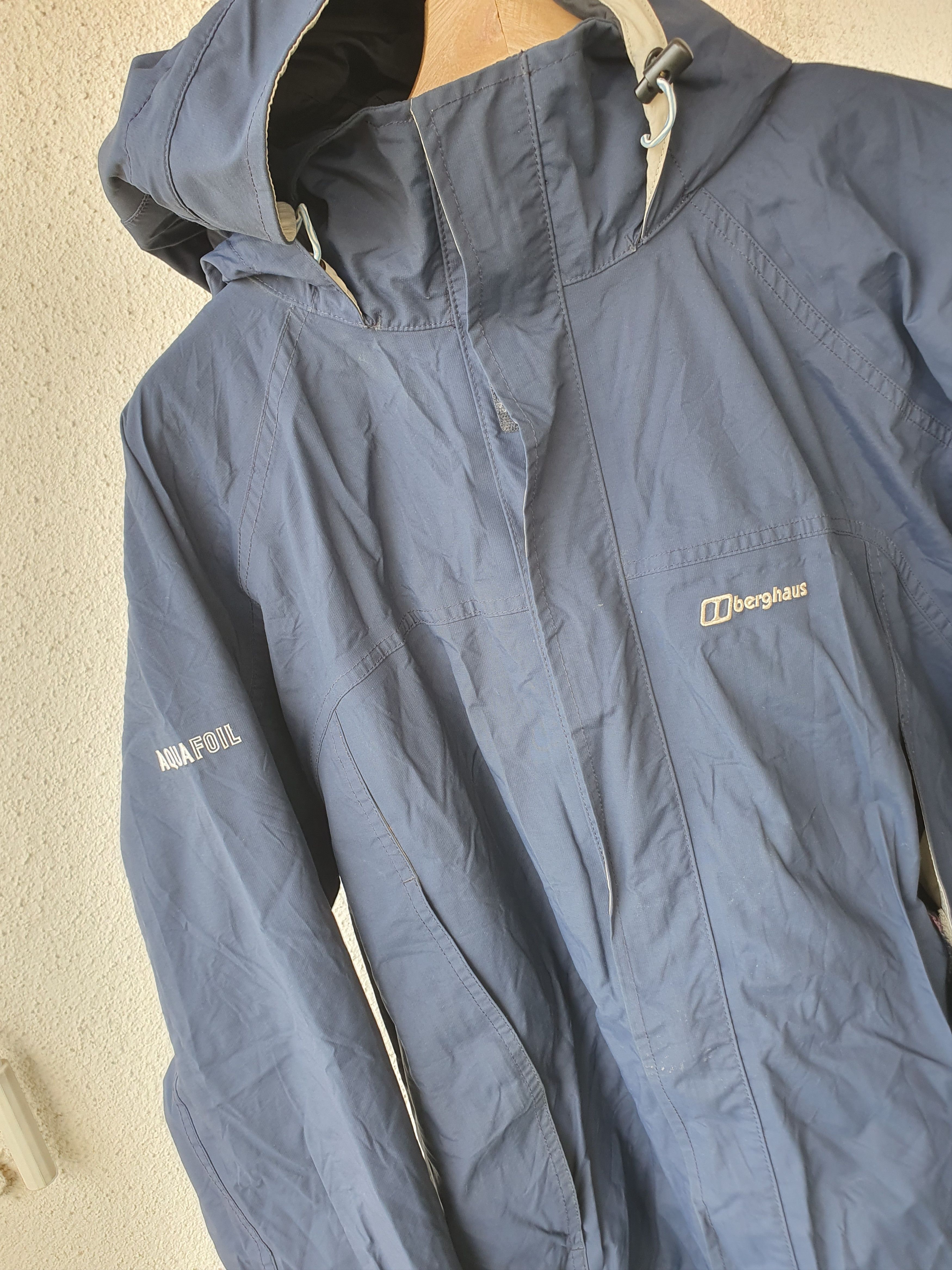 Berghaus Berghaus Aqua Foil Shell Jacket Lightweigh hooded sz L Size US L / EU 52-54 / 3 - 9 Thumbnail
