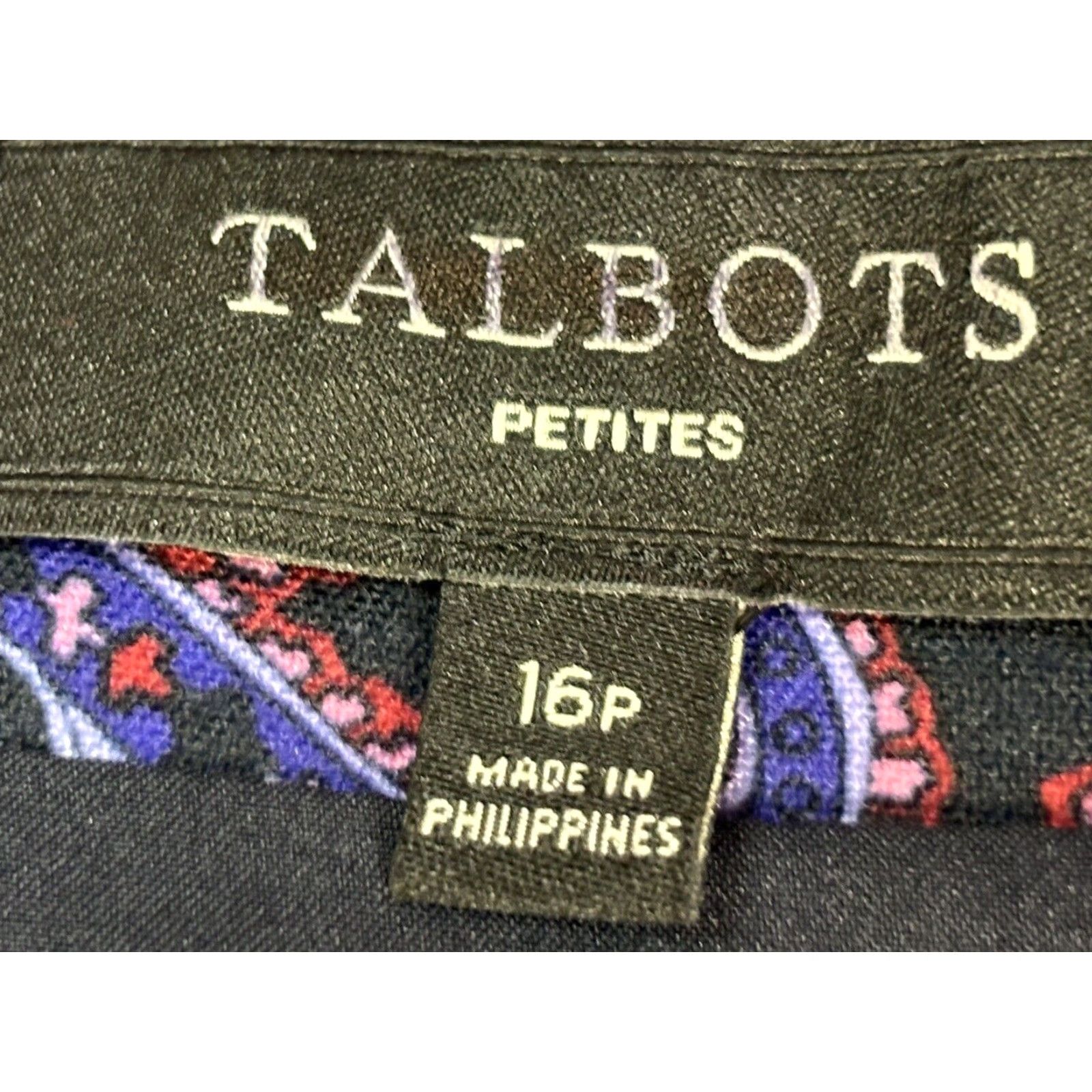 Talbots VINTAGE? No, it's Talbots—actually Talbots Purple Paisley Pencil Skirt Petites 16P Women Short Pencil 16P Womens Size 38" / US 16 / IT 52 - 4 Thumbnail