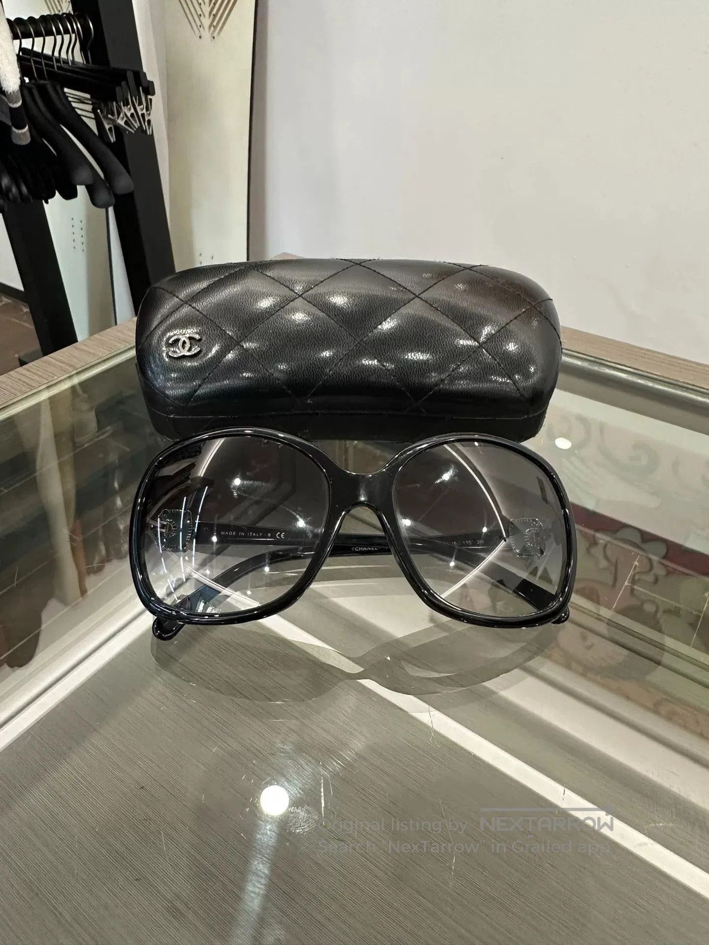 Chanel Chanel Side Double C Green Sunglasses. Size ONE SIZE - 1 Thumbnail