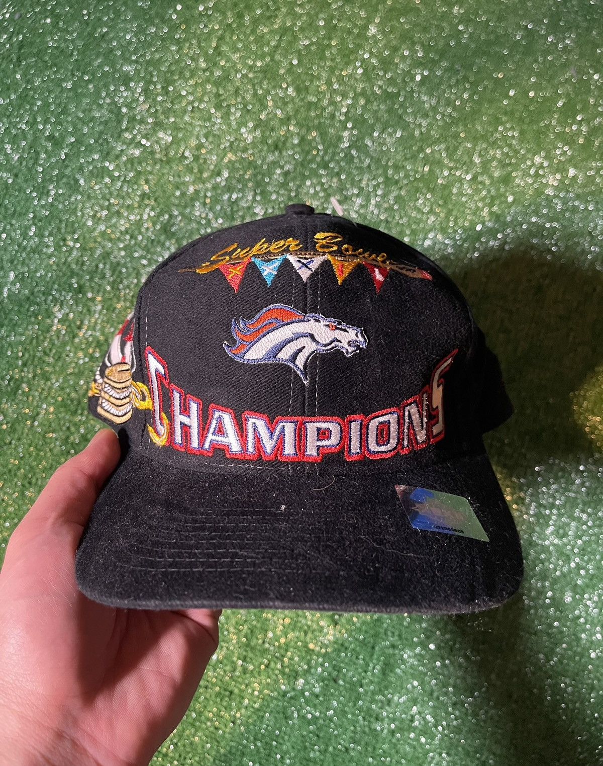 image of Logo Athletic x Nfl Denver Broncos Super Bowl Champions Snapback in Black, Men's