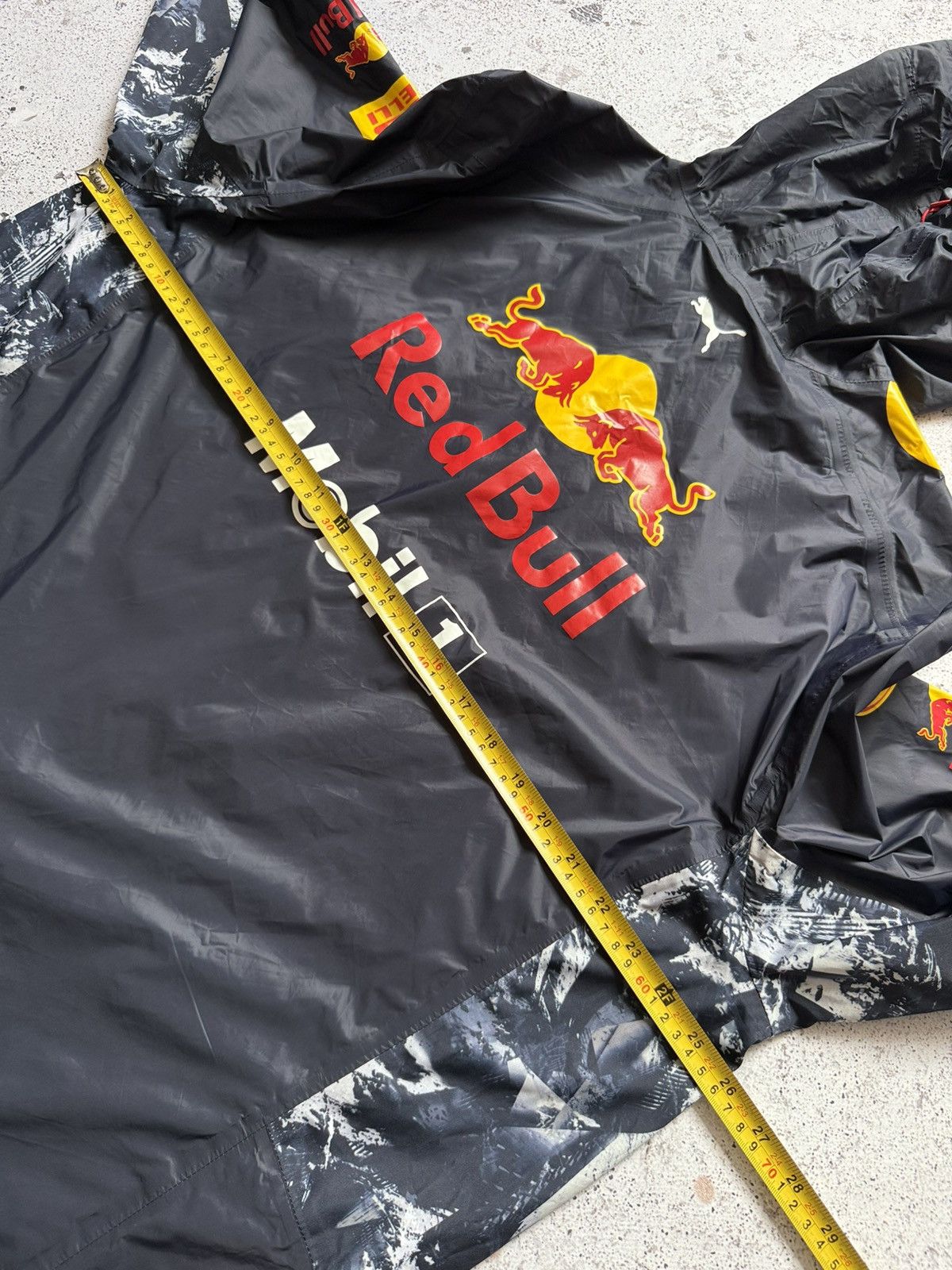 Puma Puma Aston Martin Red Bull Racing f1 rain Jacket Size US XL / EU 56 / 4 - 12 Thumbnail