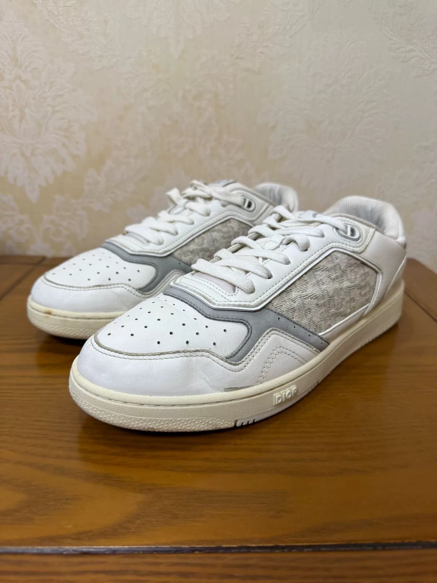 Dior Dior Distressed White Lowtop Sneakers 10 Men Size US 10 / EU 43 - 1 Thumbnail