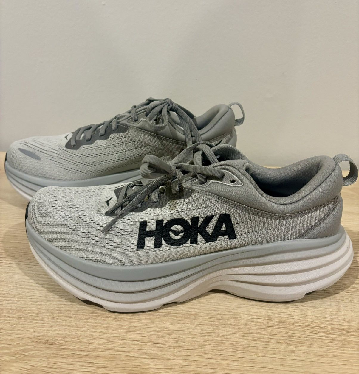 Hoka Hoka One Bondi 8 “Sharkskin Habor Mist” Size US 8.5 / EU 41-42 - 6 Thumbnail