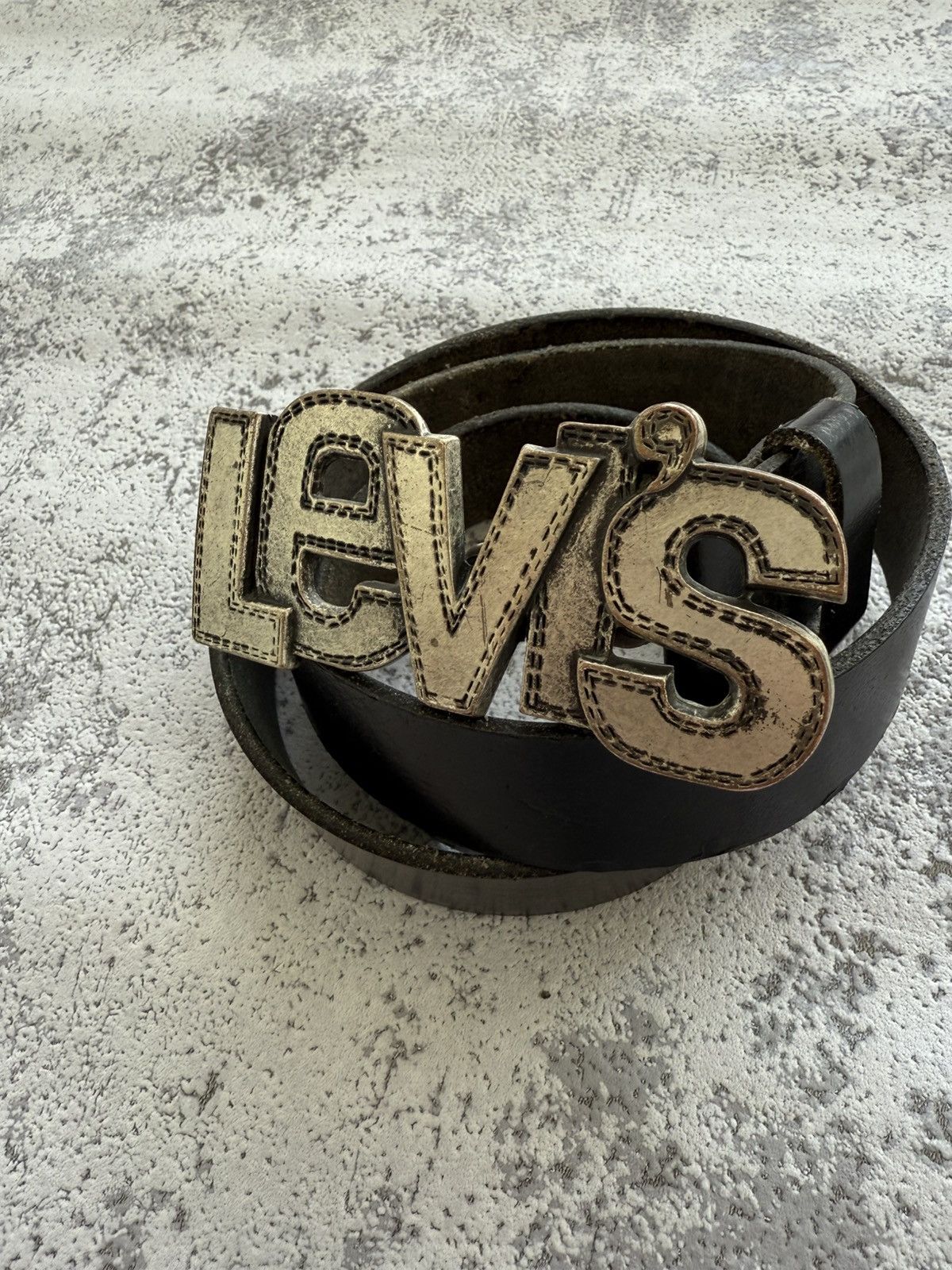 Levi's × Levi's Vintage Clothing × Vintage Vintage Levi’s Big Logo Rare Leather Belt Size ONE SIZE - 2 Thumbnail