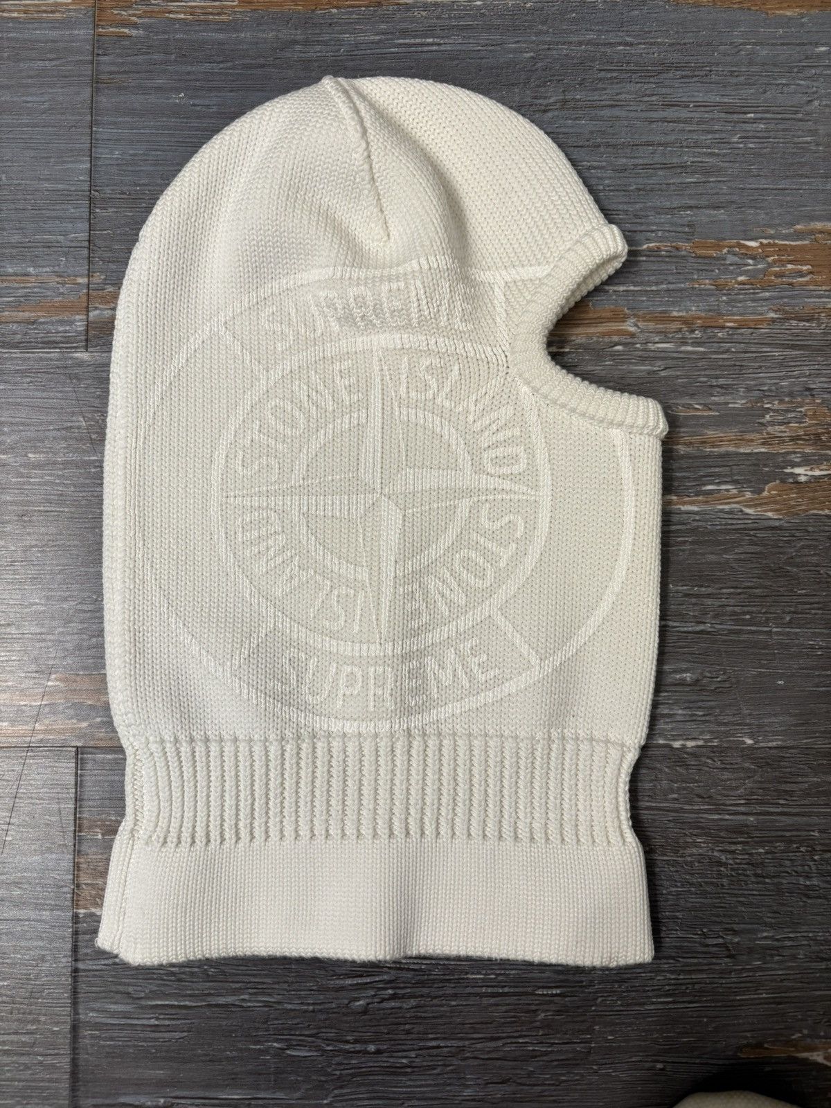 Stone Island × Supreme Supreme Stone Island Glow Knit Balaclava White Size ONE SIZE - 2 Thumbnail