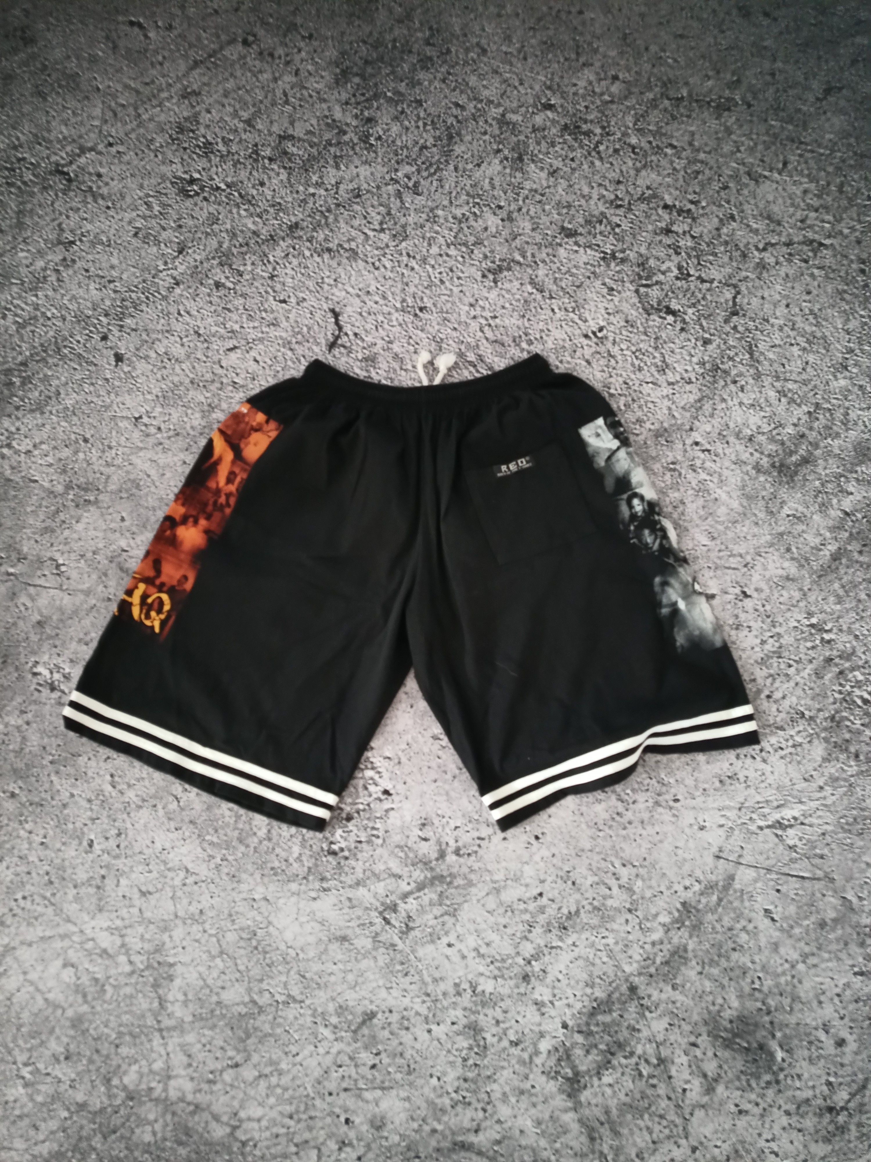 Vintage Tupac Rap sweatpants shorts Size US 34 / EU 50 - 4 Thumbnail