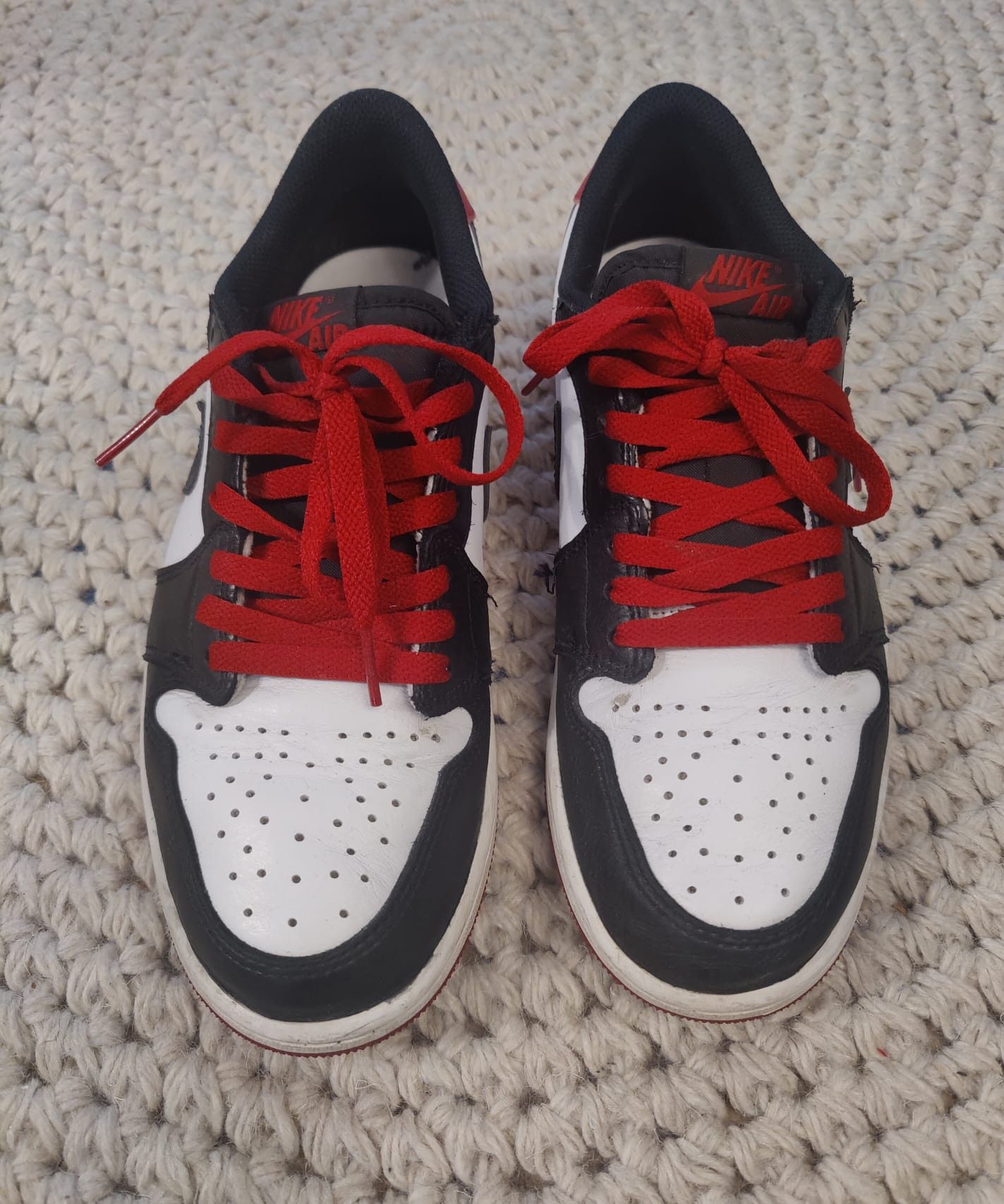 Jordan Brand Nike Air Jordan 1 Retro Low Black Toe CZ0790 106 Size 8.5 Size US 8.5 / EU 41-42 - 3 Thumbnail