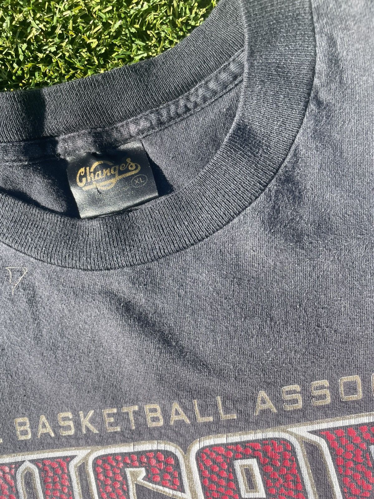 NBA VTG GRAIL 1996 BULLS NBA T-SHIRT 🐂 Size US XL / EU 56 / 4 - 5 Thumbnail